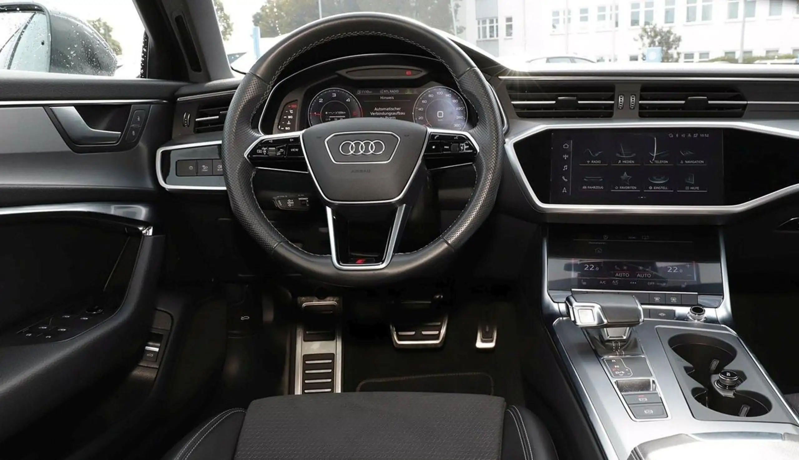 Audi - A6