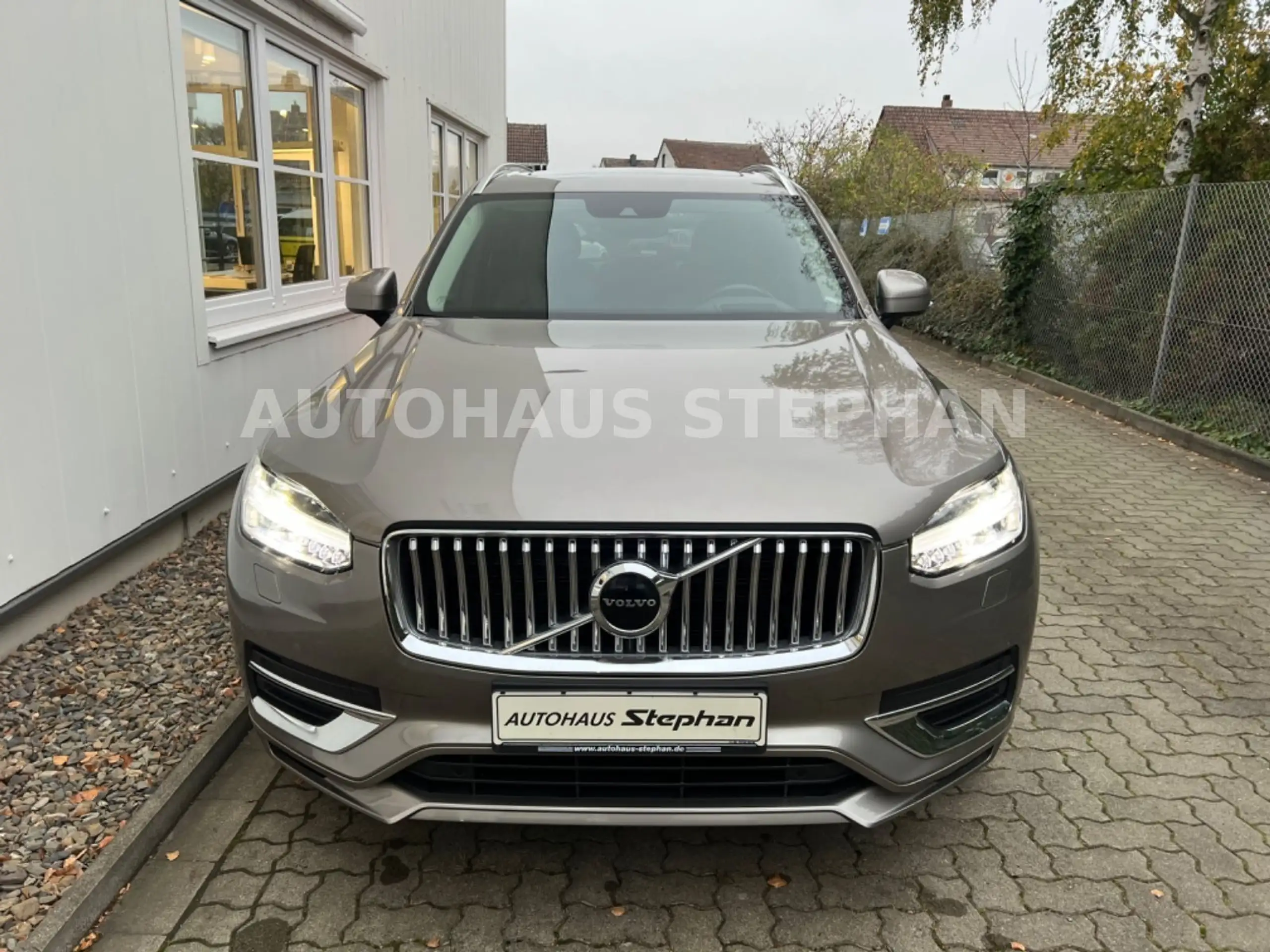 Volvo - XC90