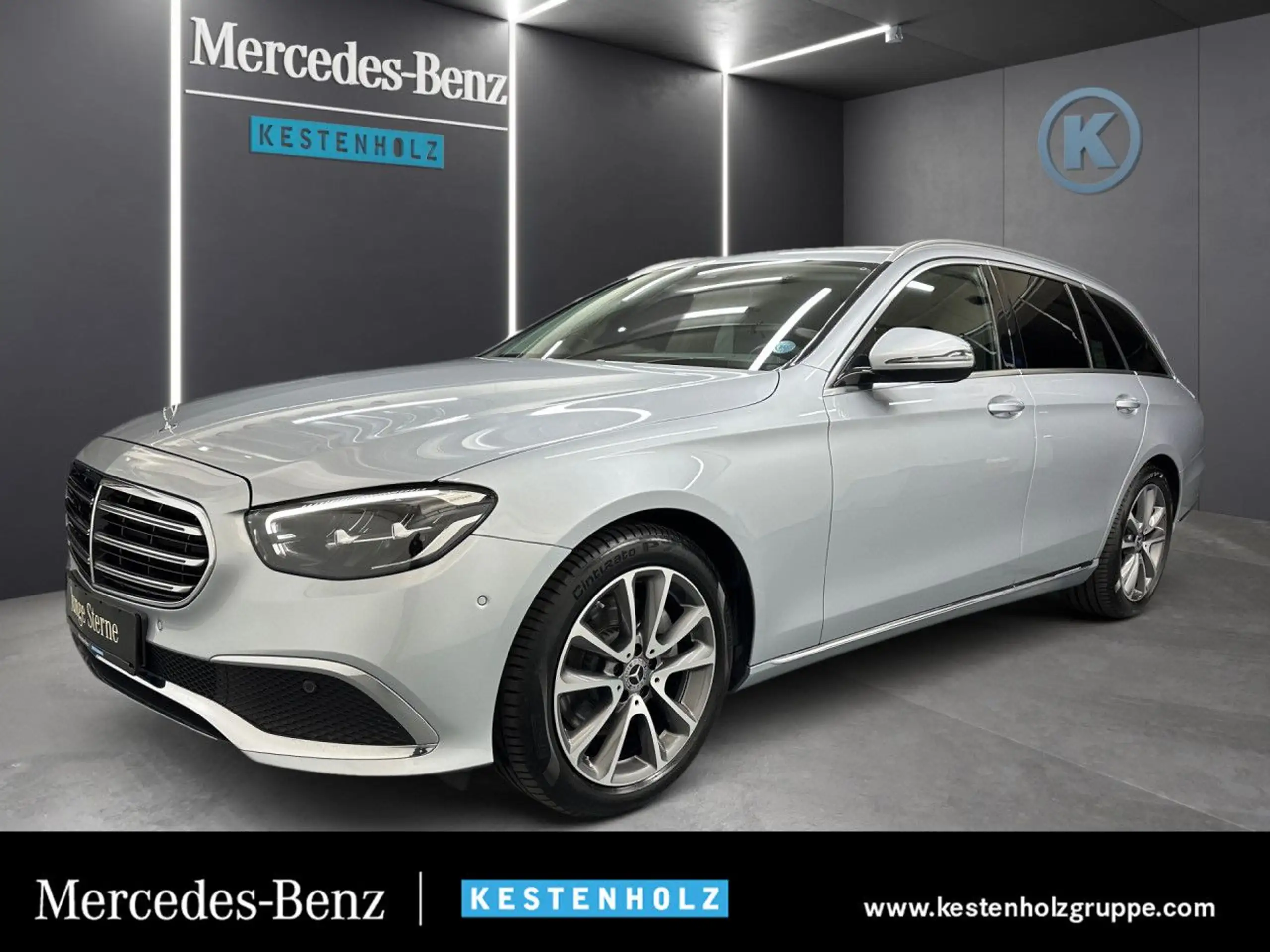 Mercedes-Benz E 220 2023