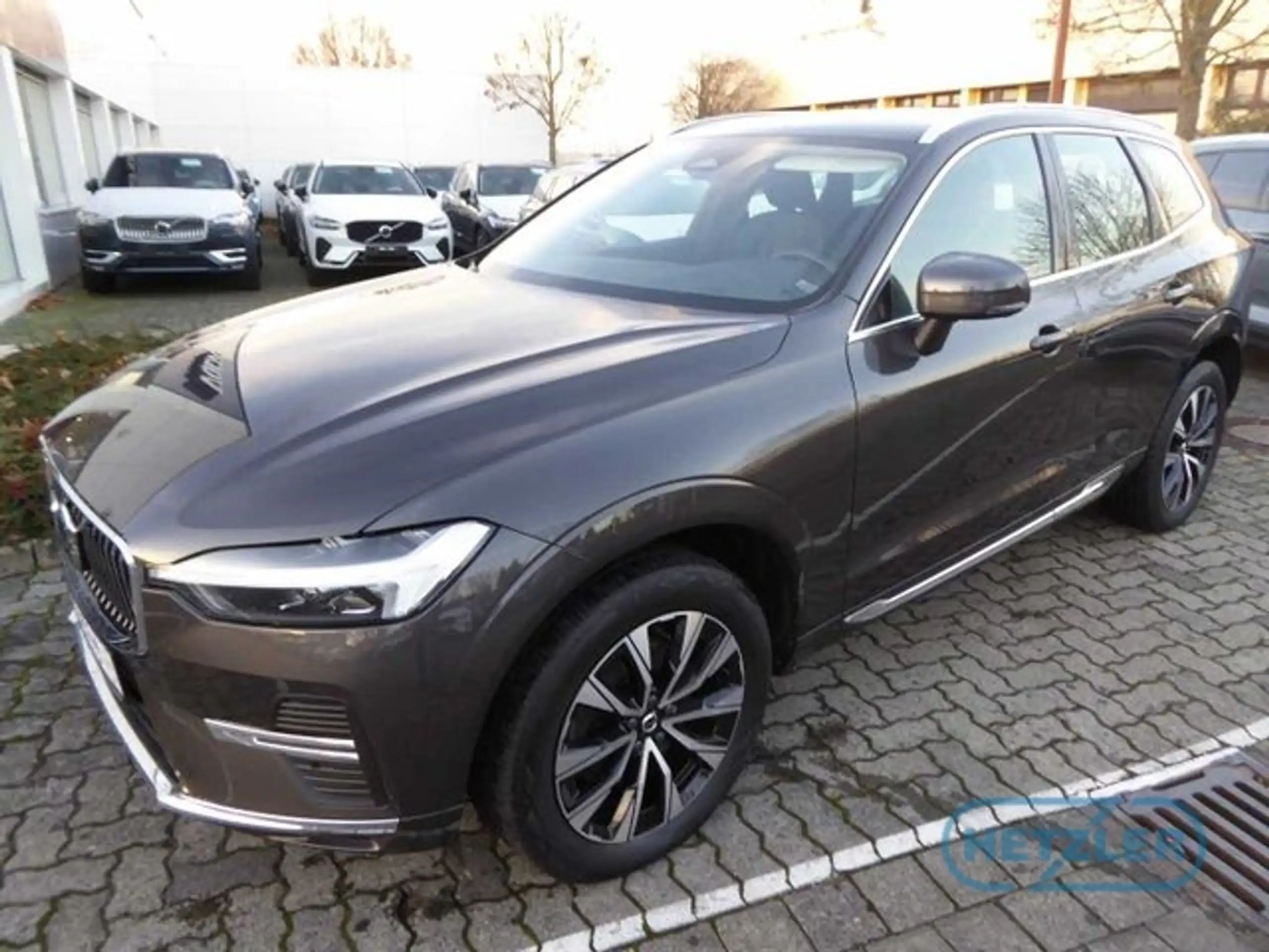 Volvo - XC60