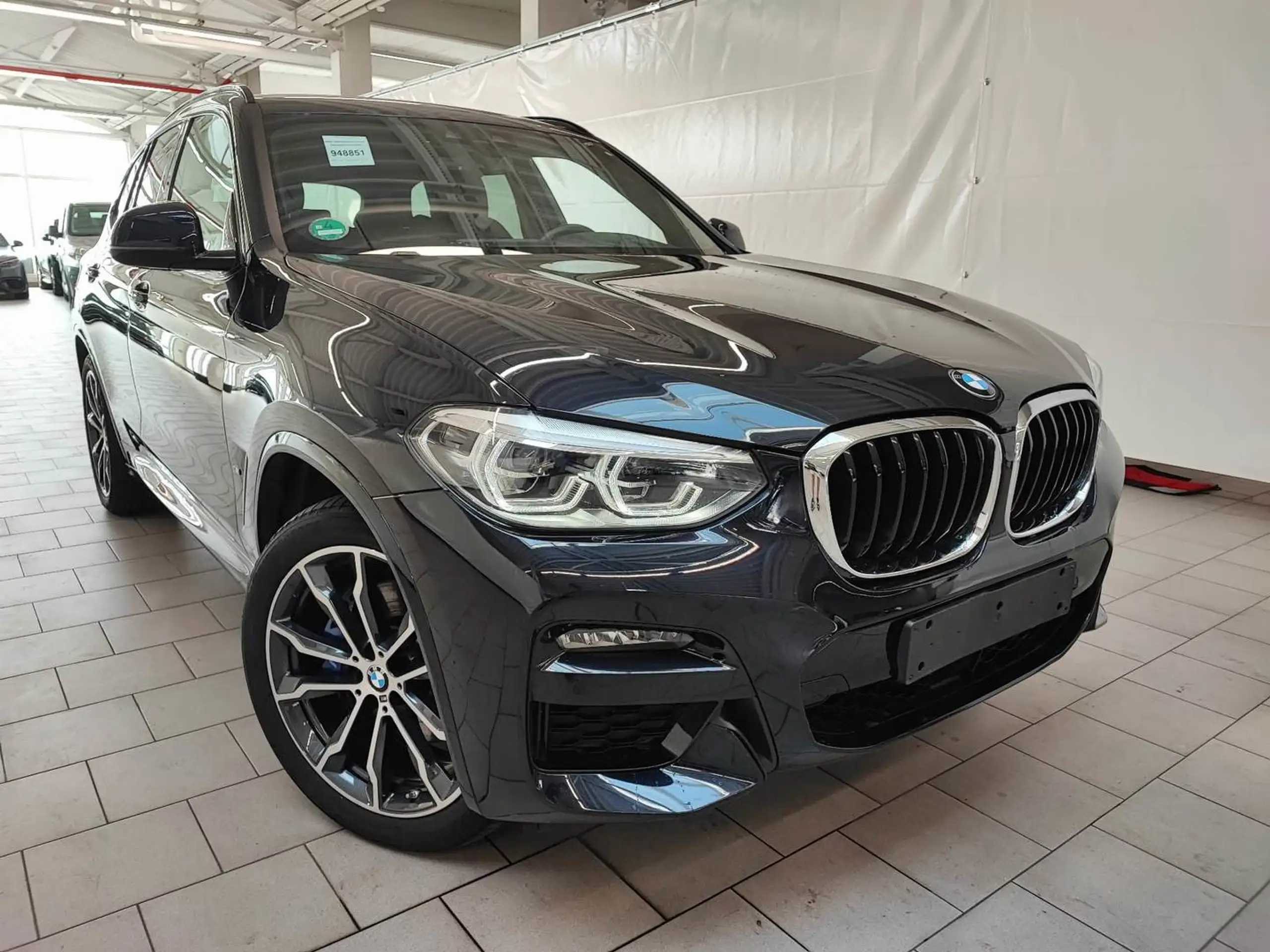 BMW - X3