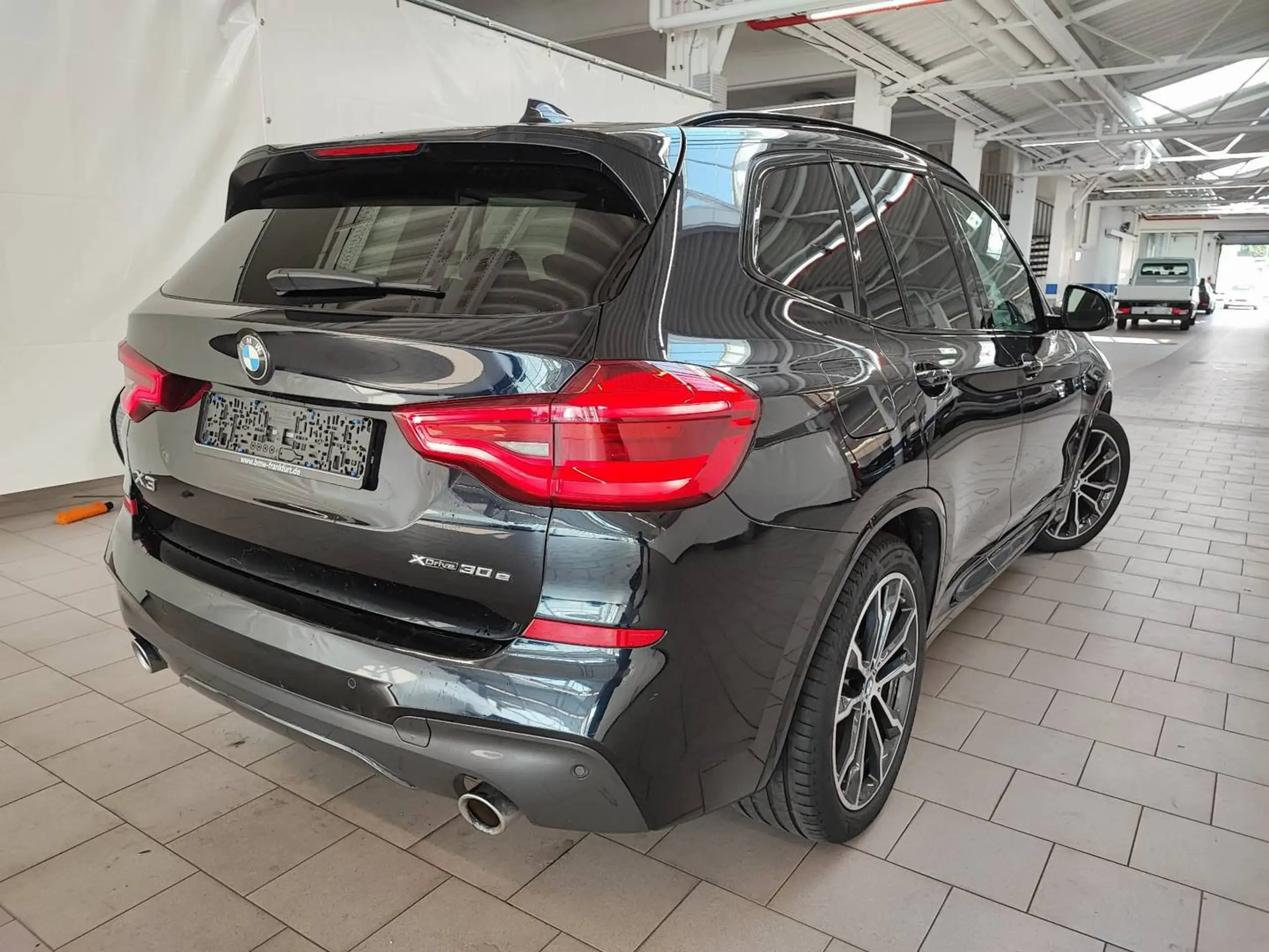 BMW - X3