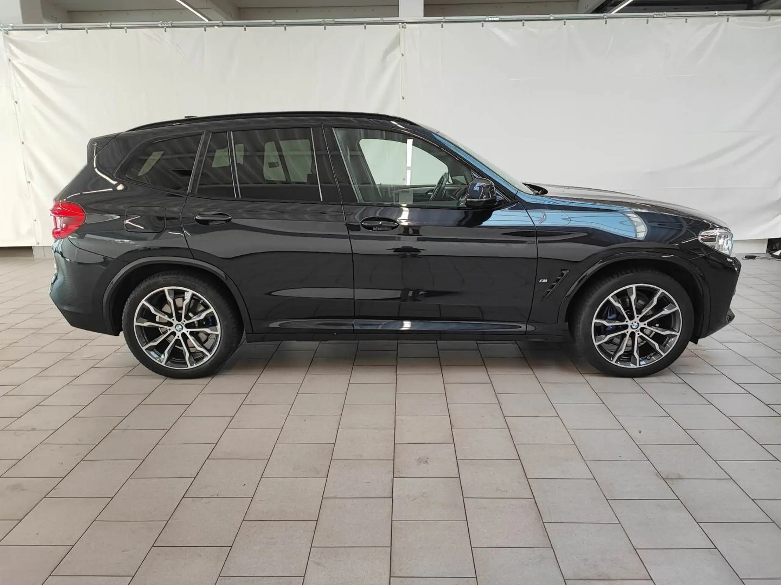 BMW - X3