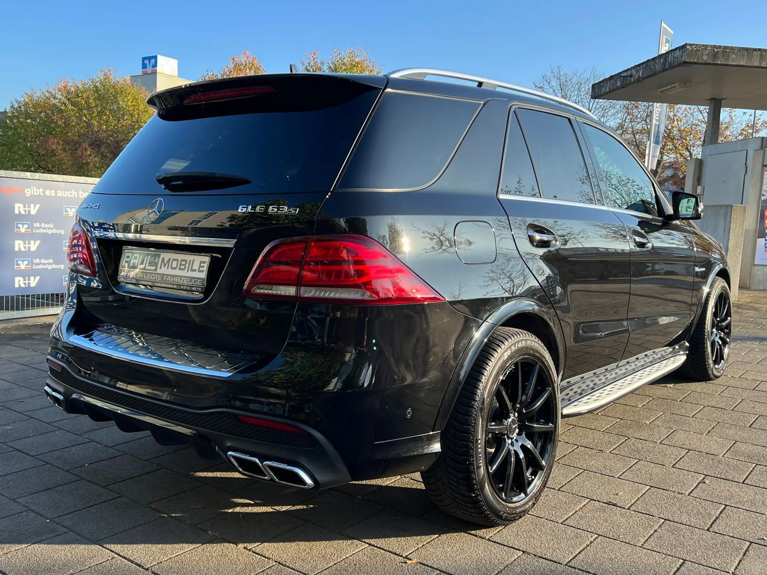 Mercedes-Benz - GLE 63 AMG