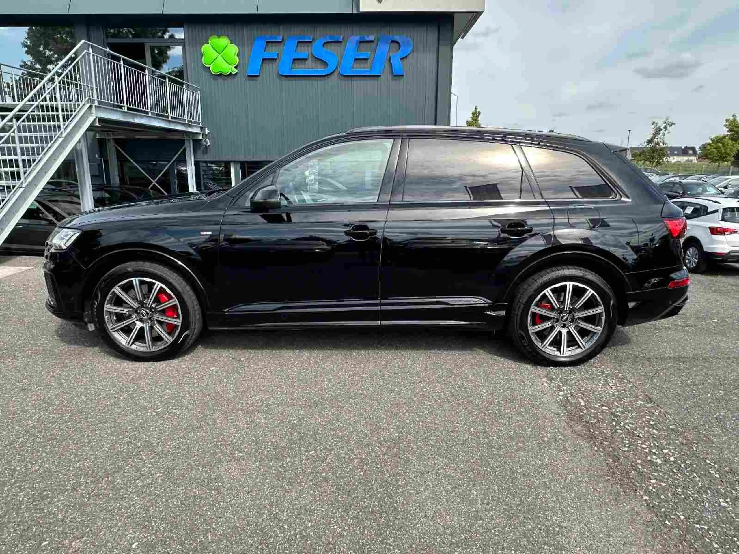 Audi - Q7