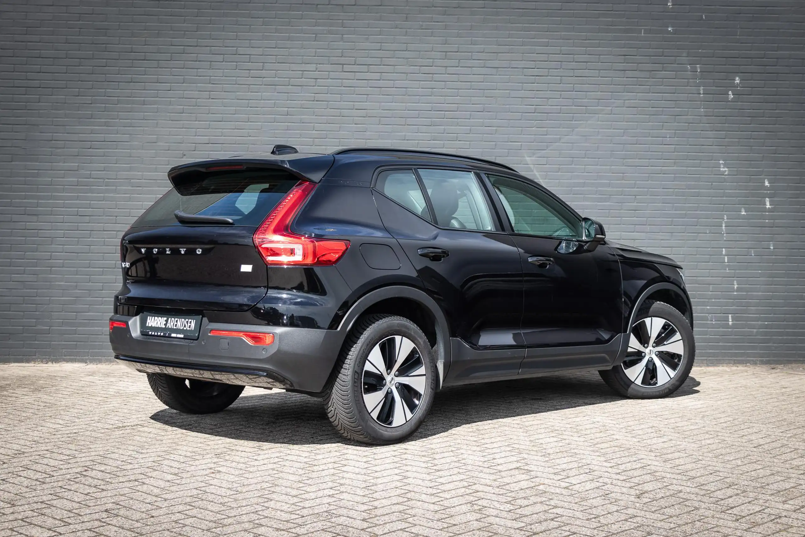 Volvo - XC40