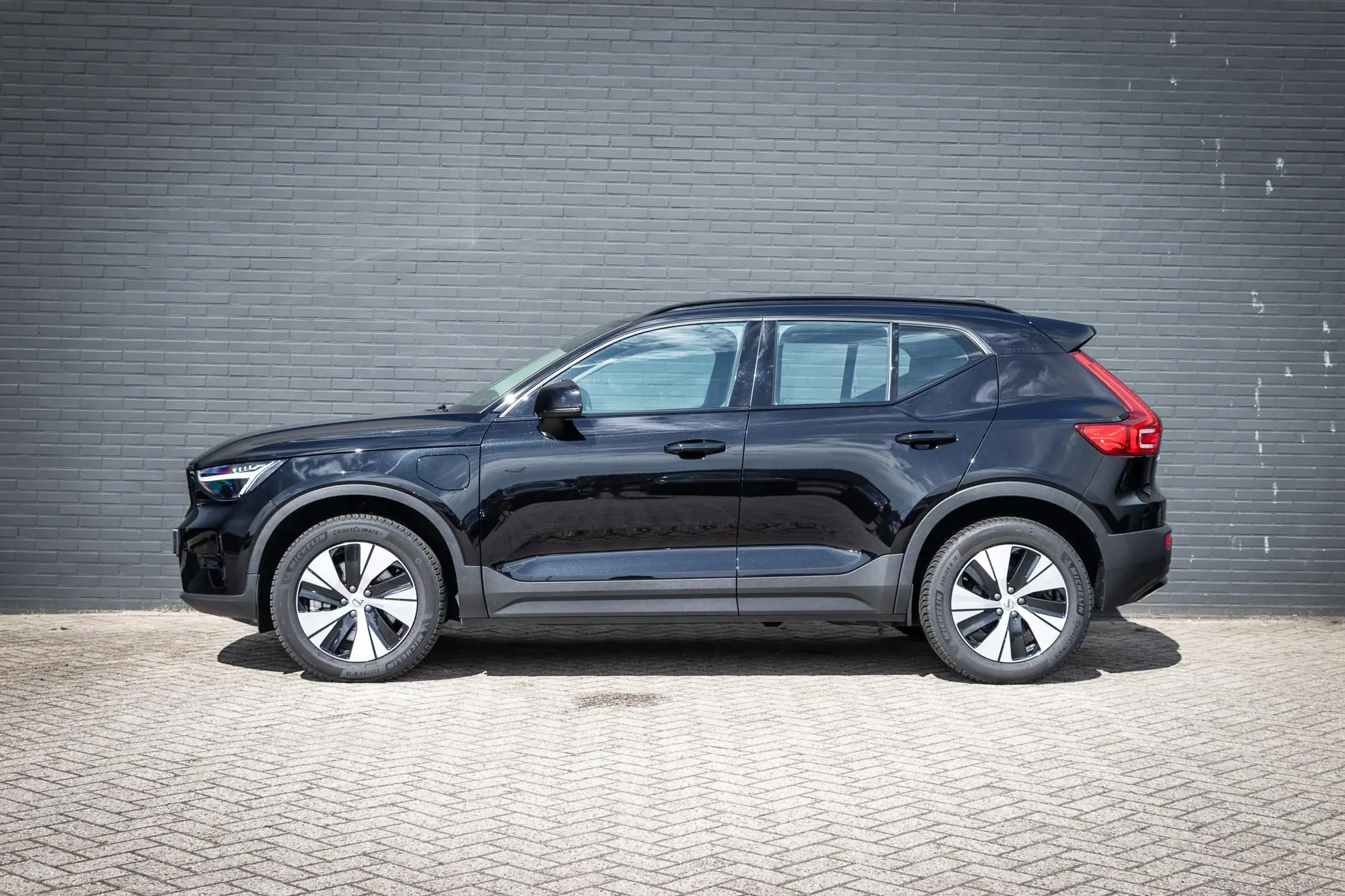 Volvo - XC40