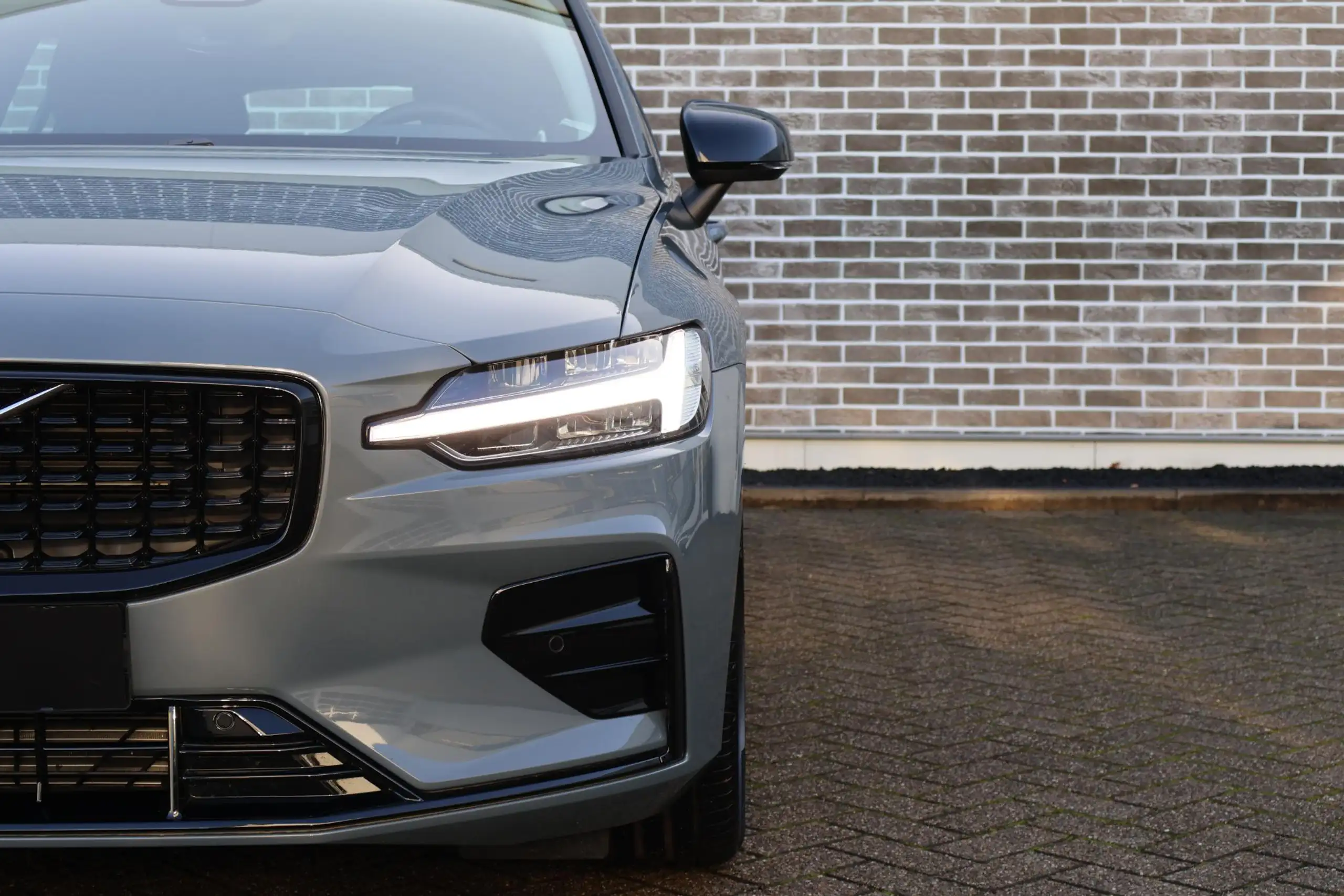 Volvo - V60