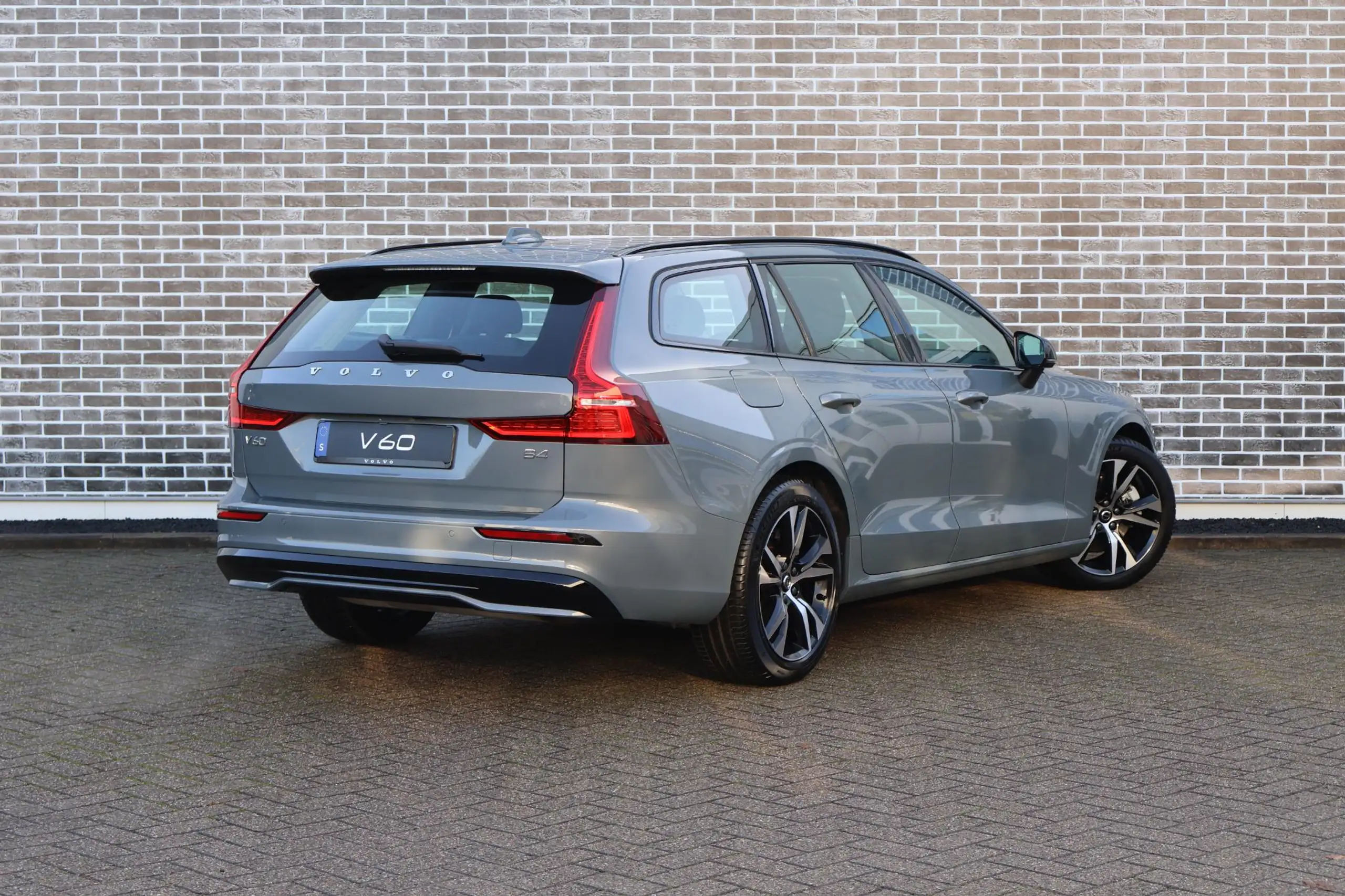 Volvo - V60