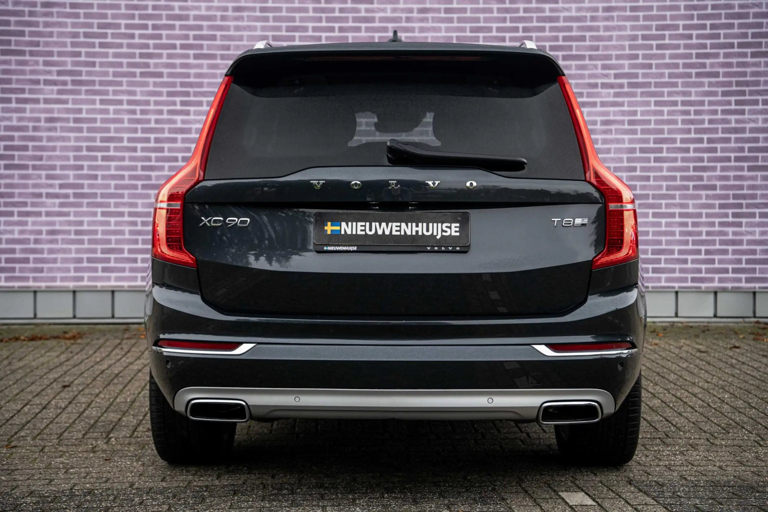 Volvo - XC90