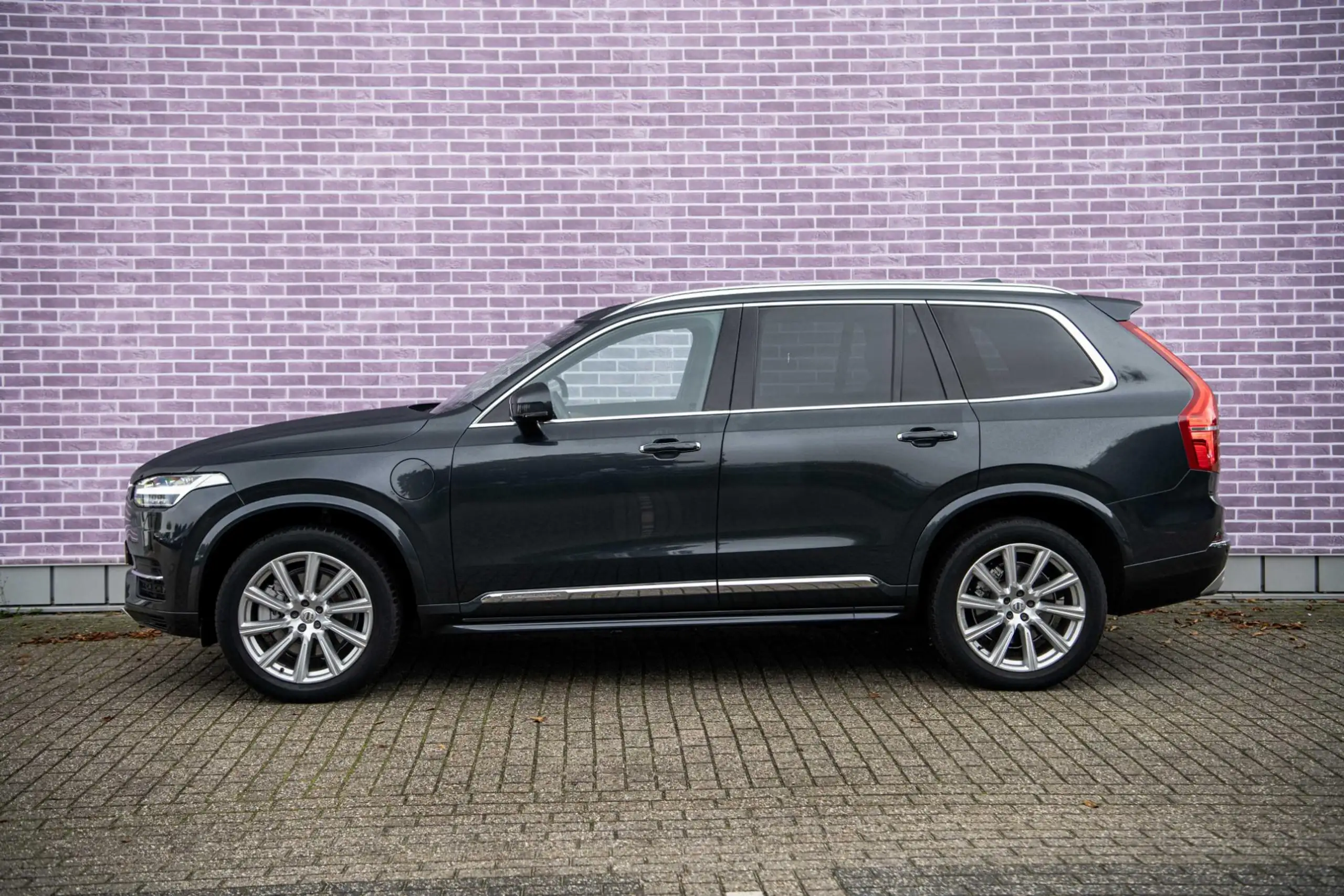 Volvo - XC90