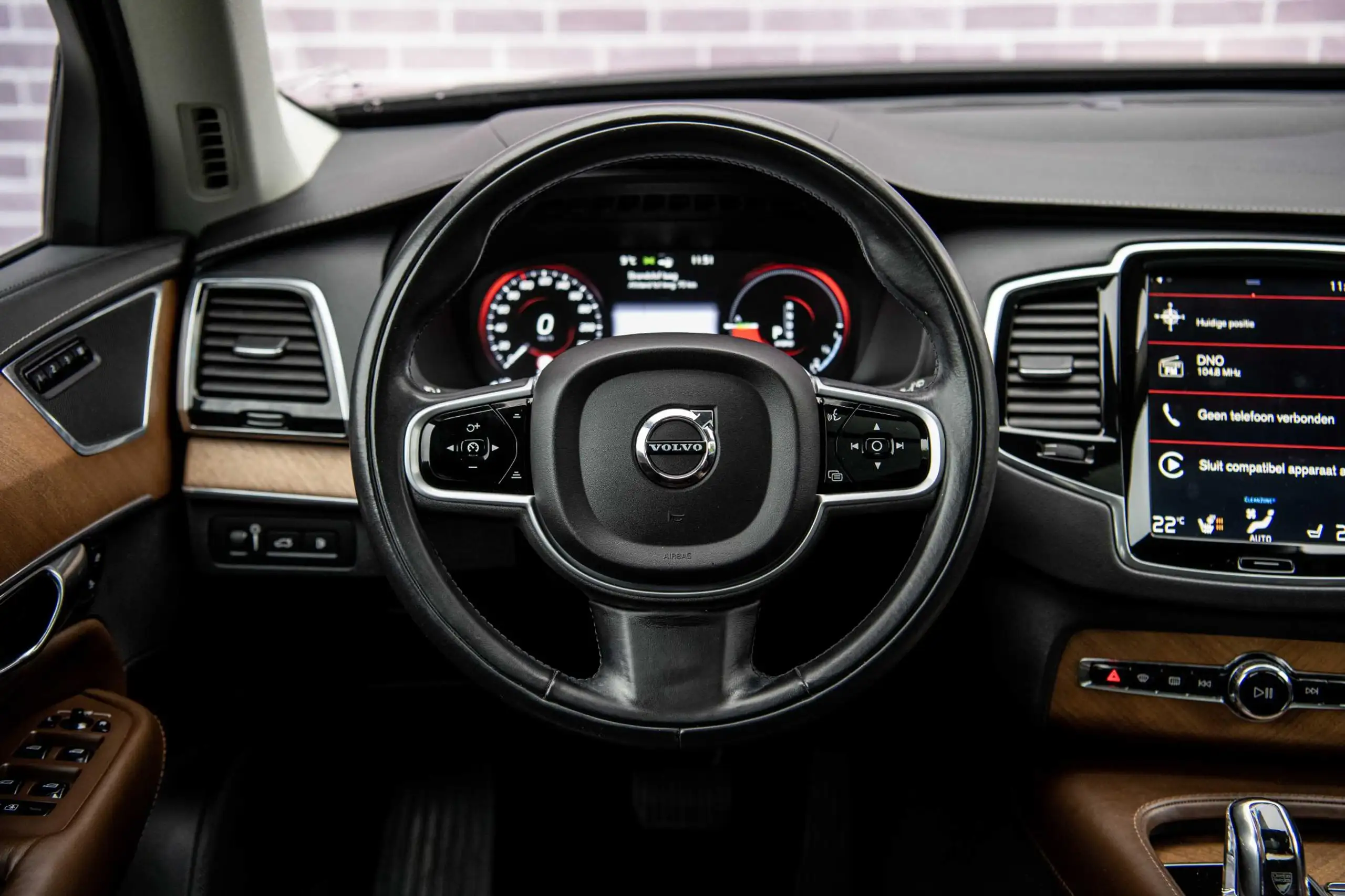 Volvo - XC90