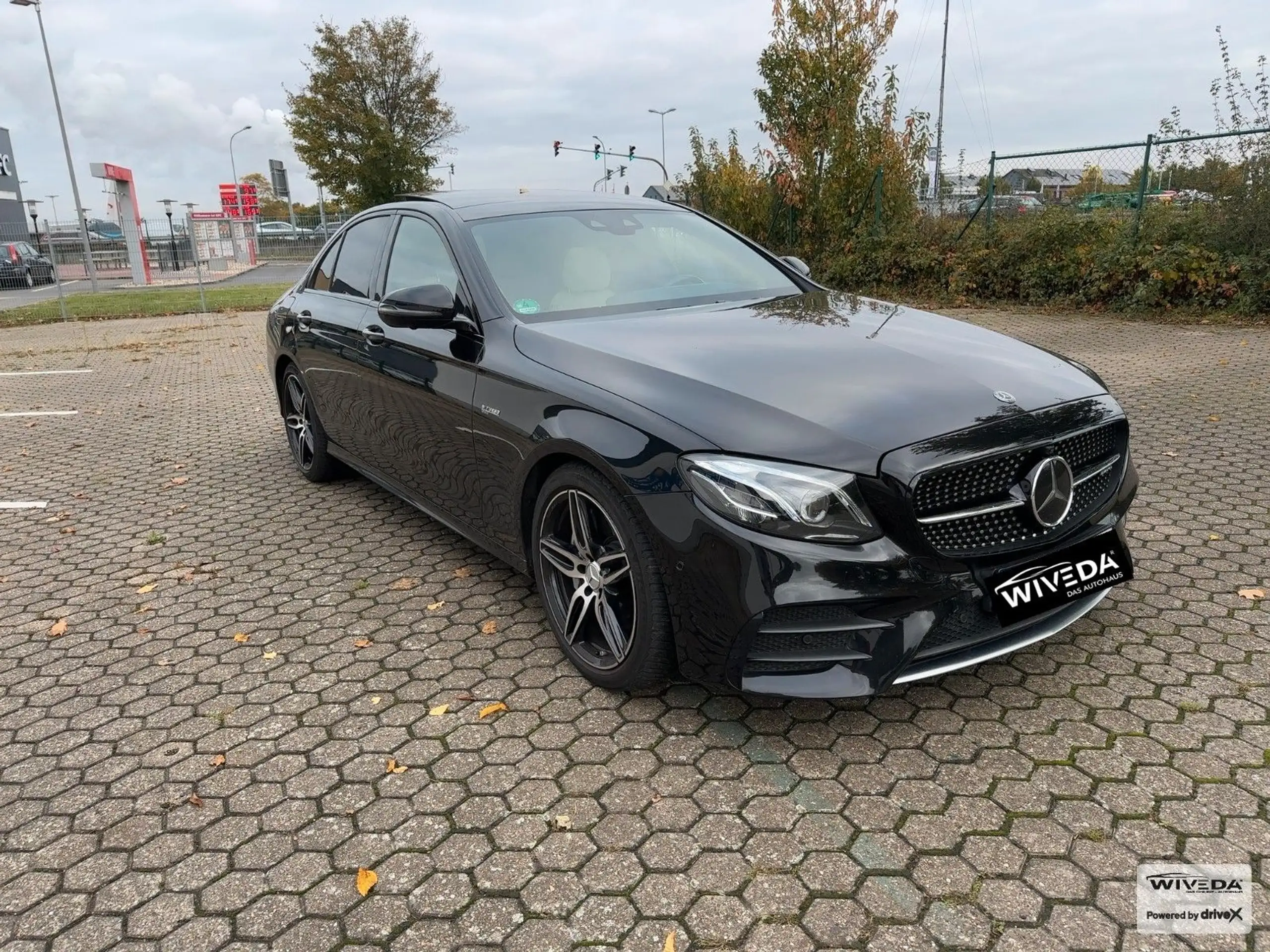 Mercedes-Benz - E 43 AMG