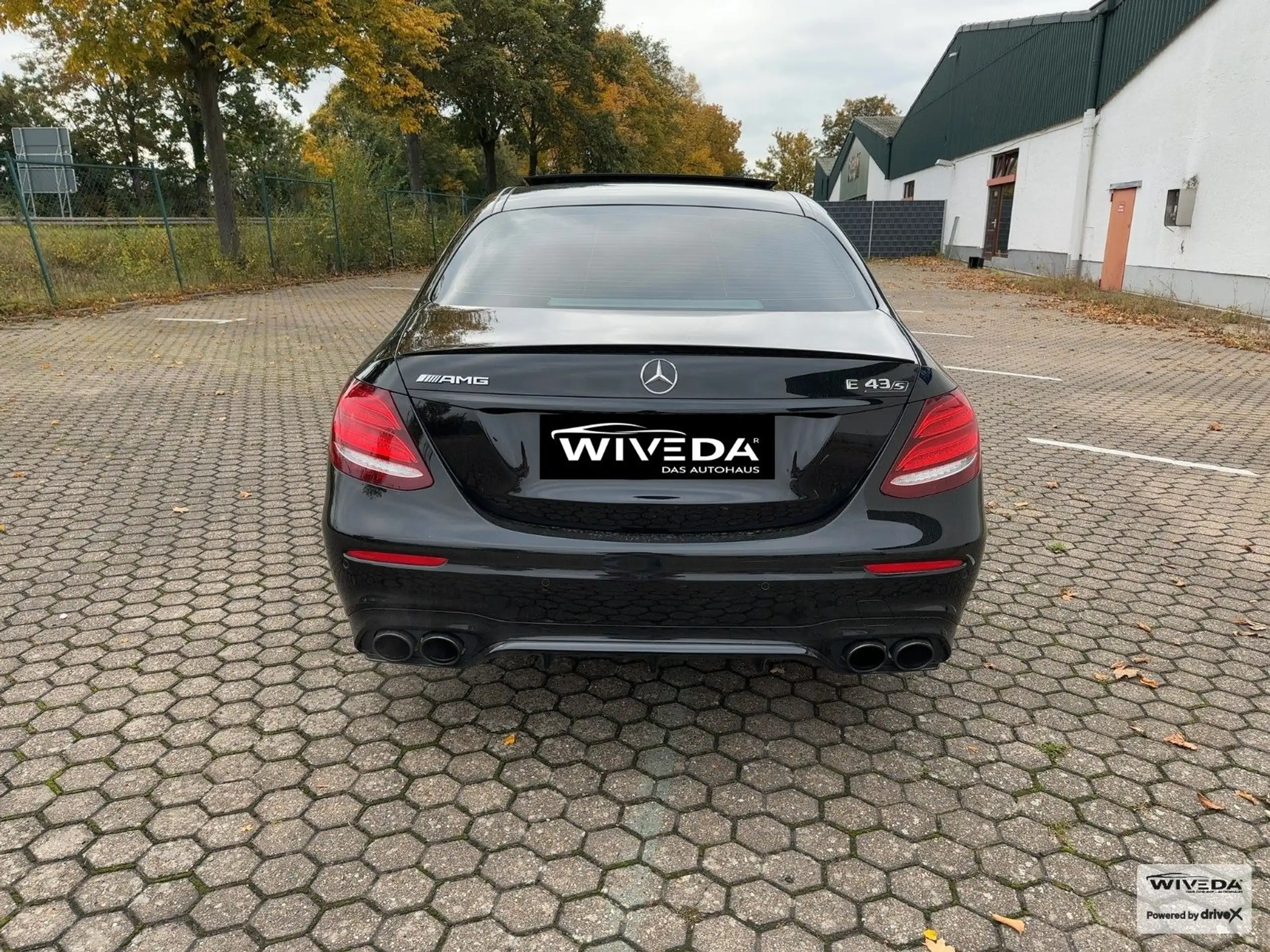 Mercedes-Benz - E 43 AMG