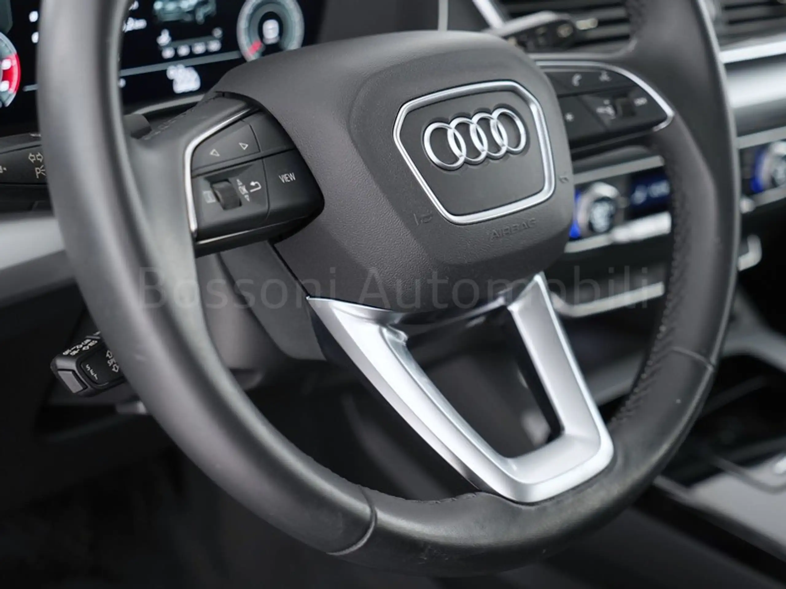 Audi - Q5