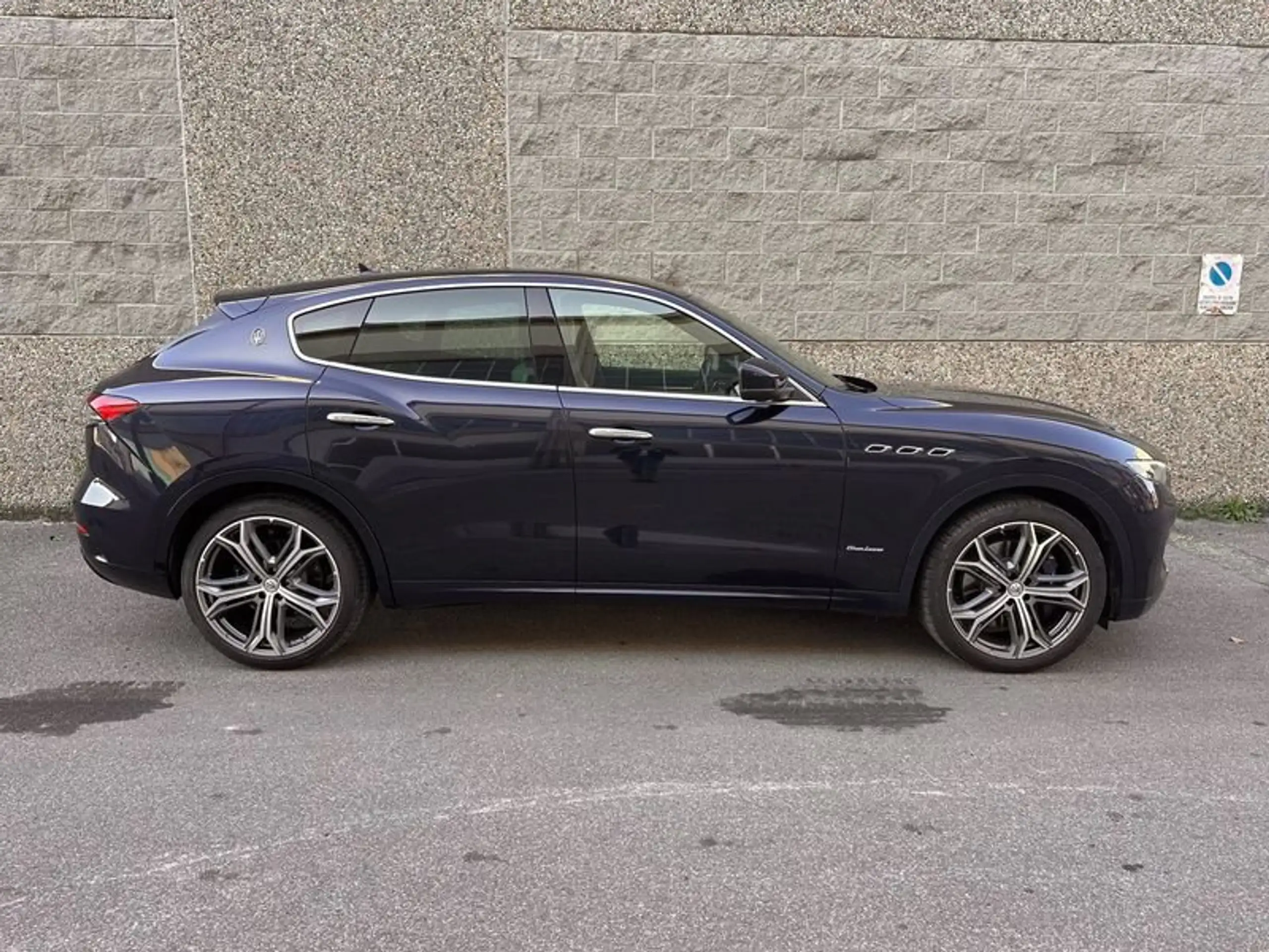 Maserati - Levante