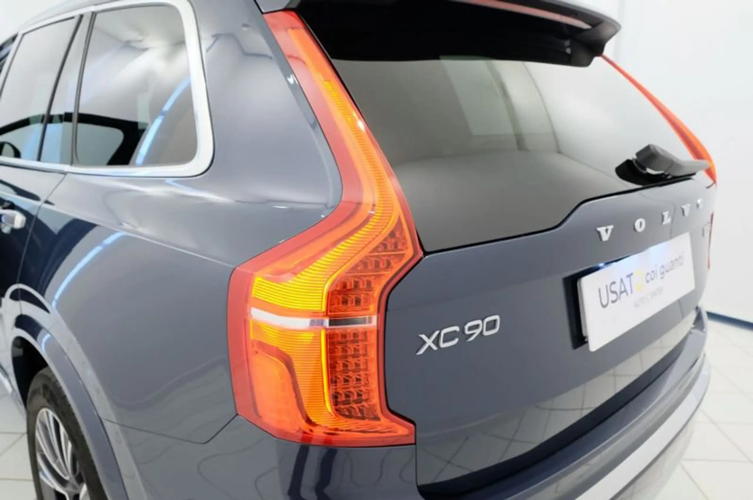 Volvo - XC90