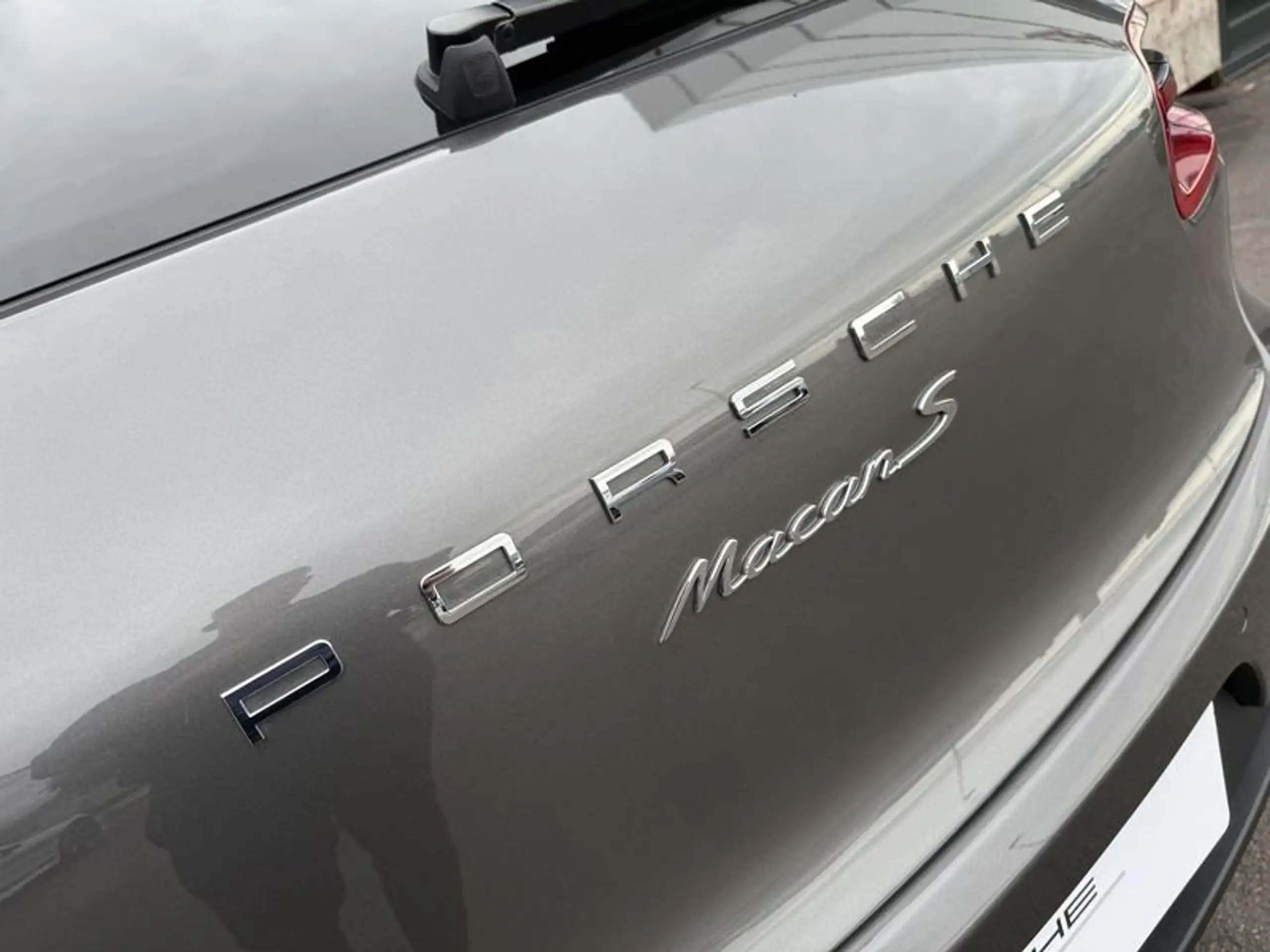 Porsche - Macan