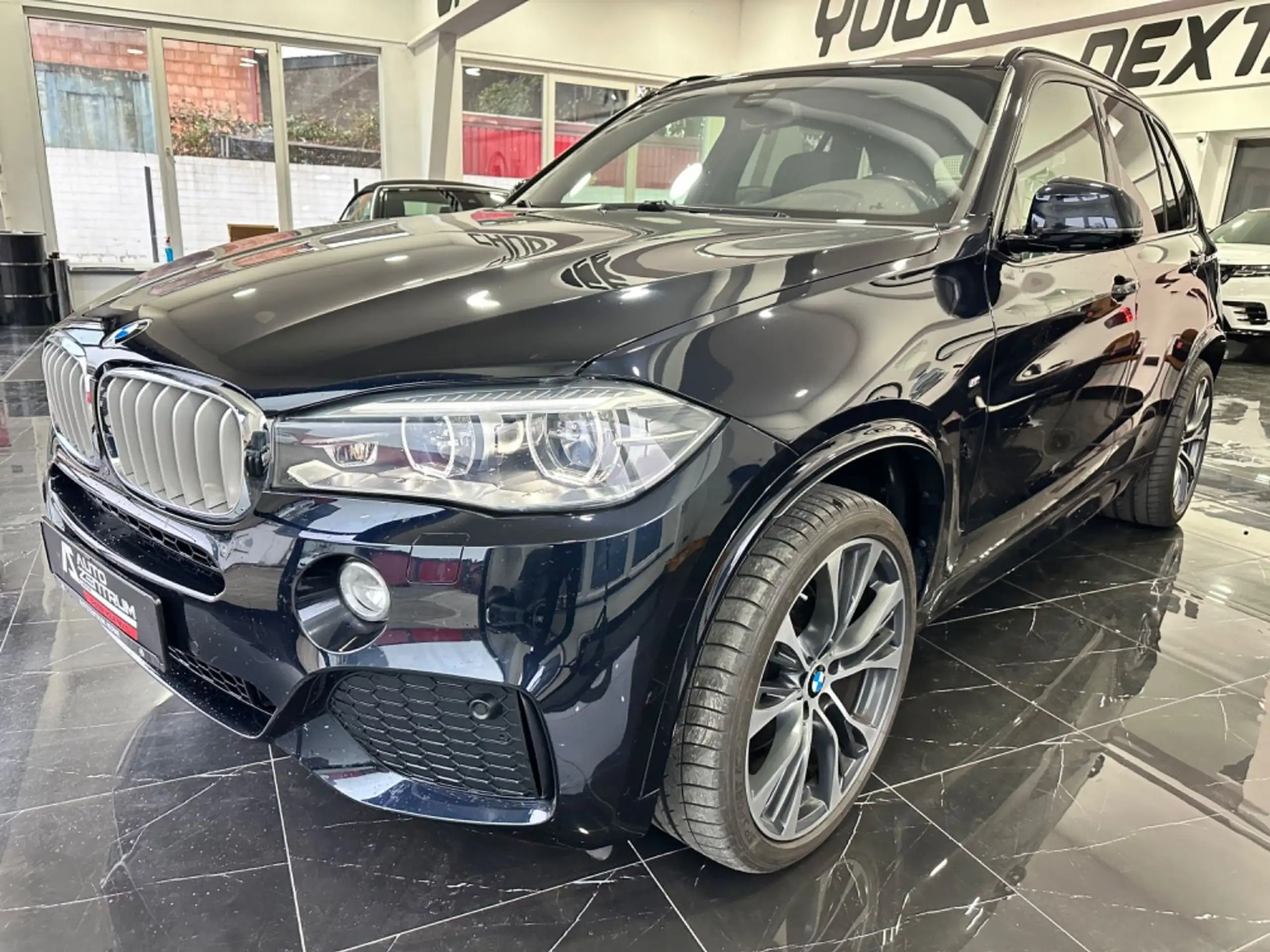 BMW - X5