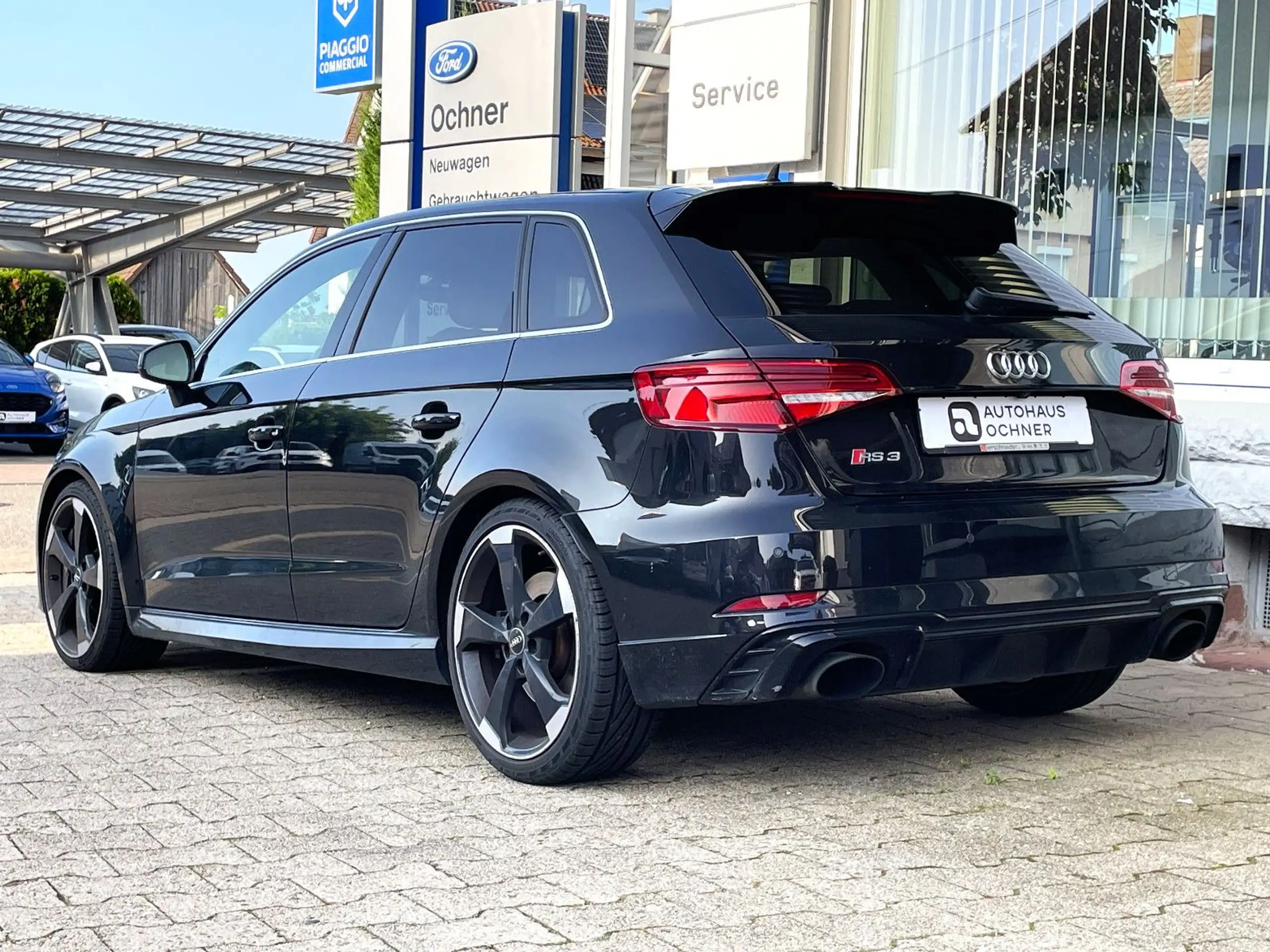 Audi - RS3