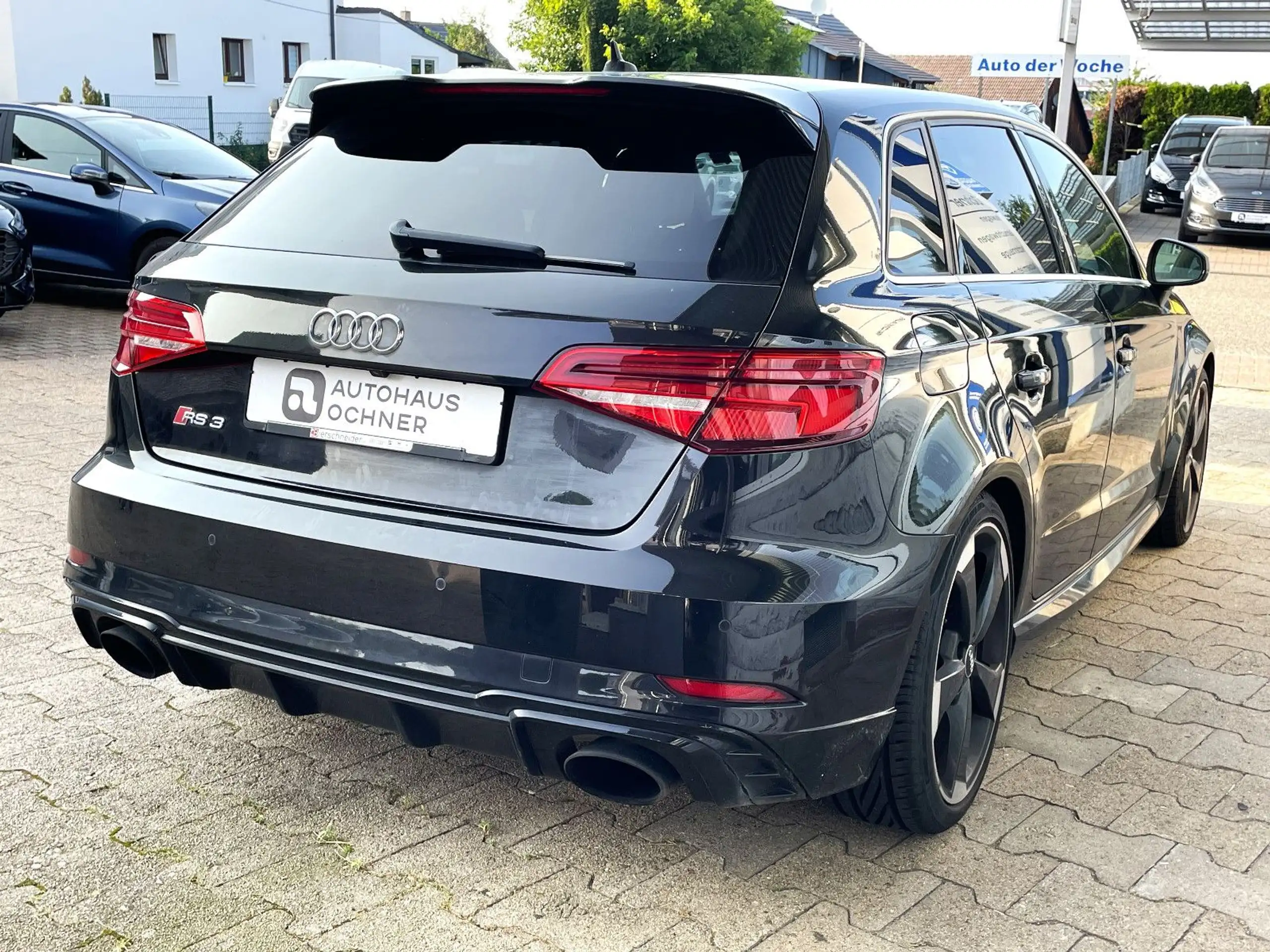 Audi - RS3