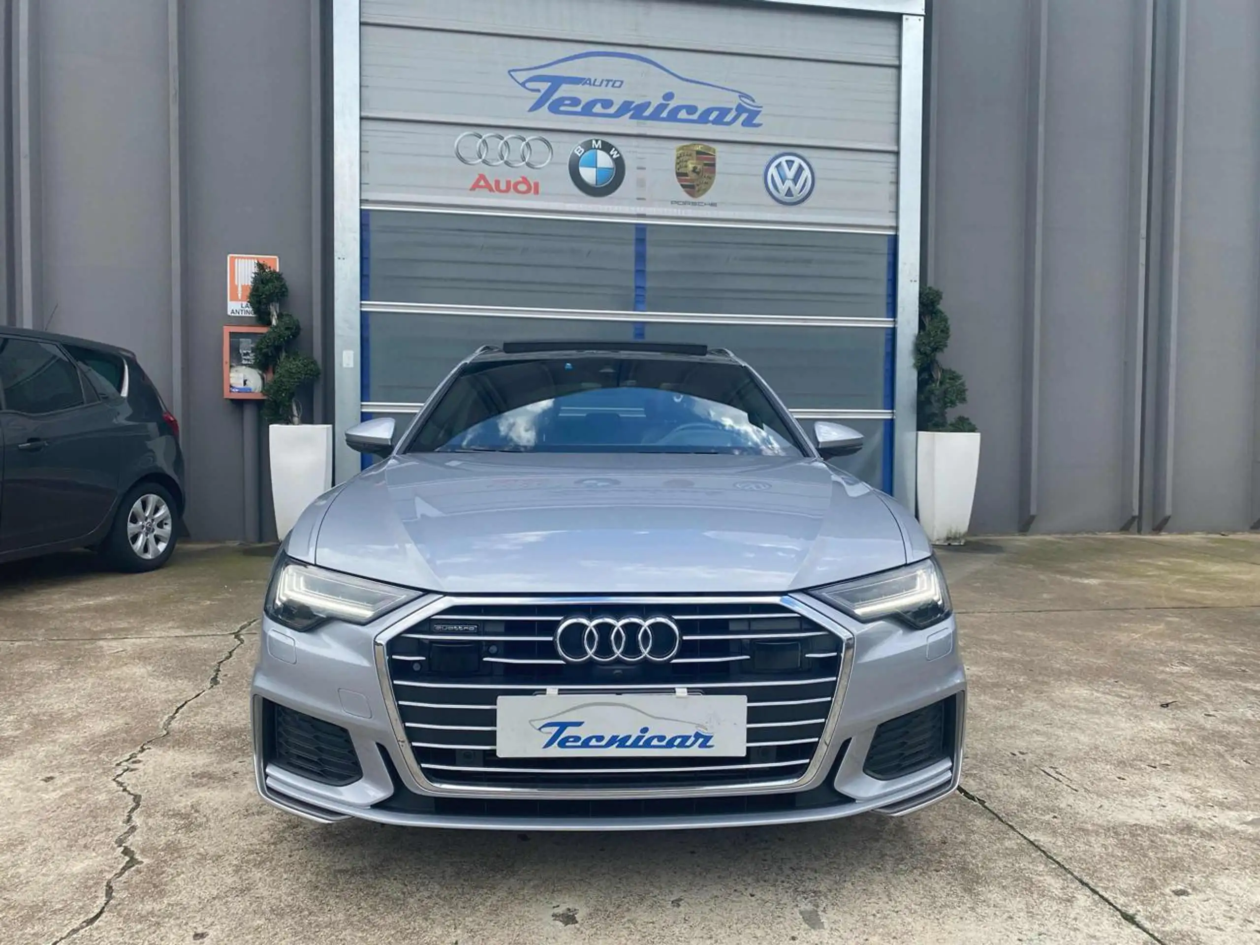 Audi - A6