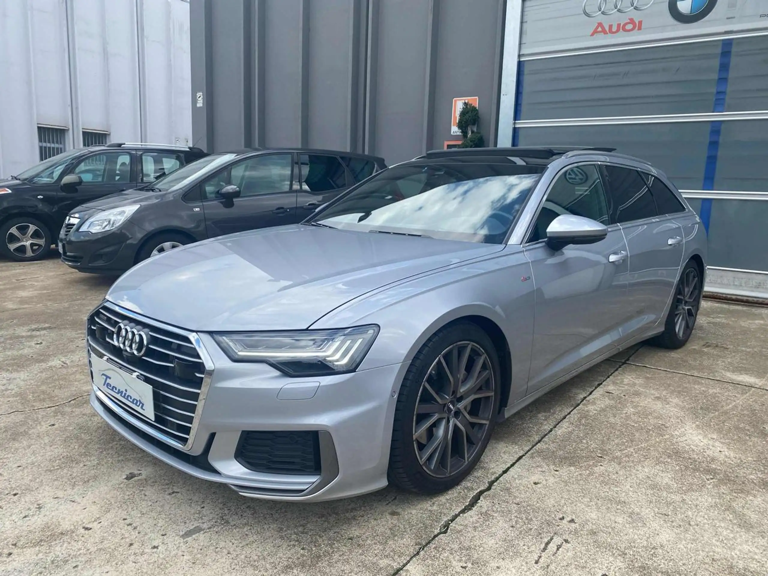 Audi - A6