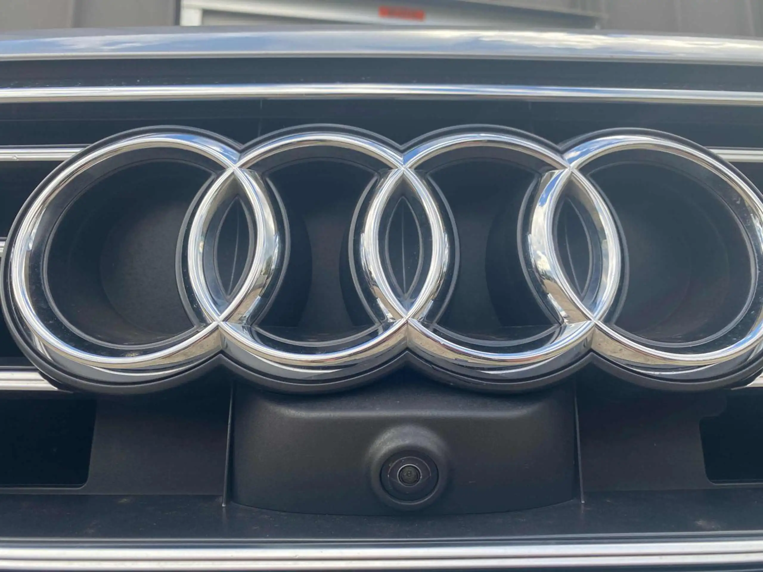 Audi - A6