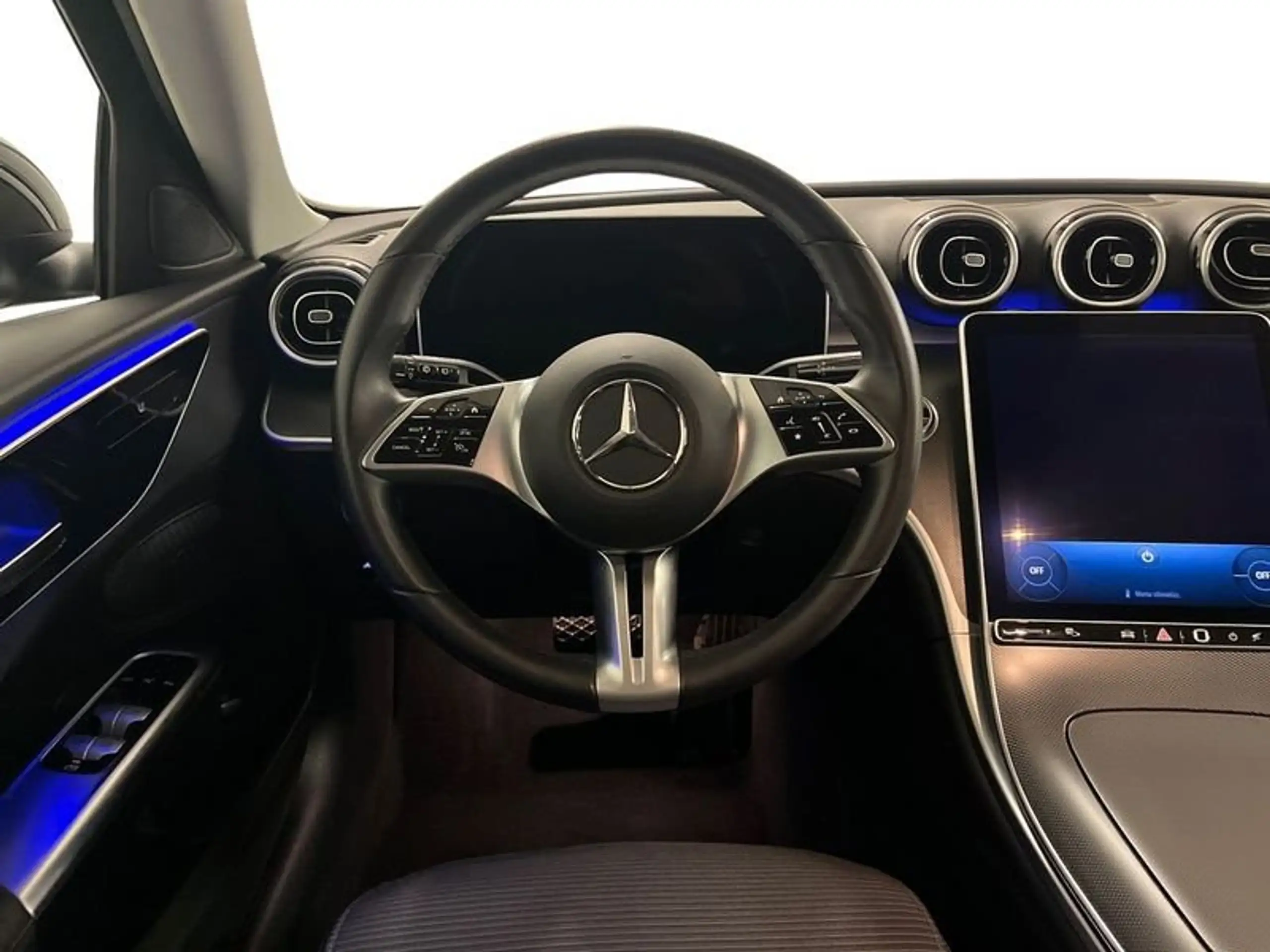 Mercedes-Benz - C 220