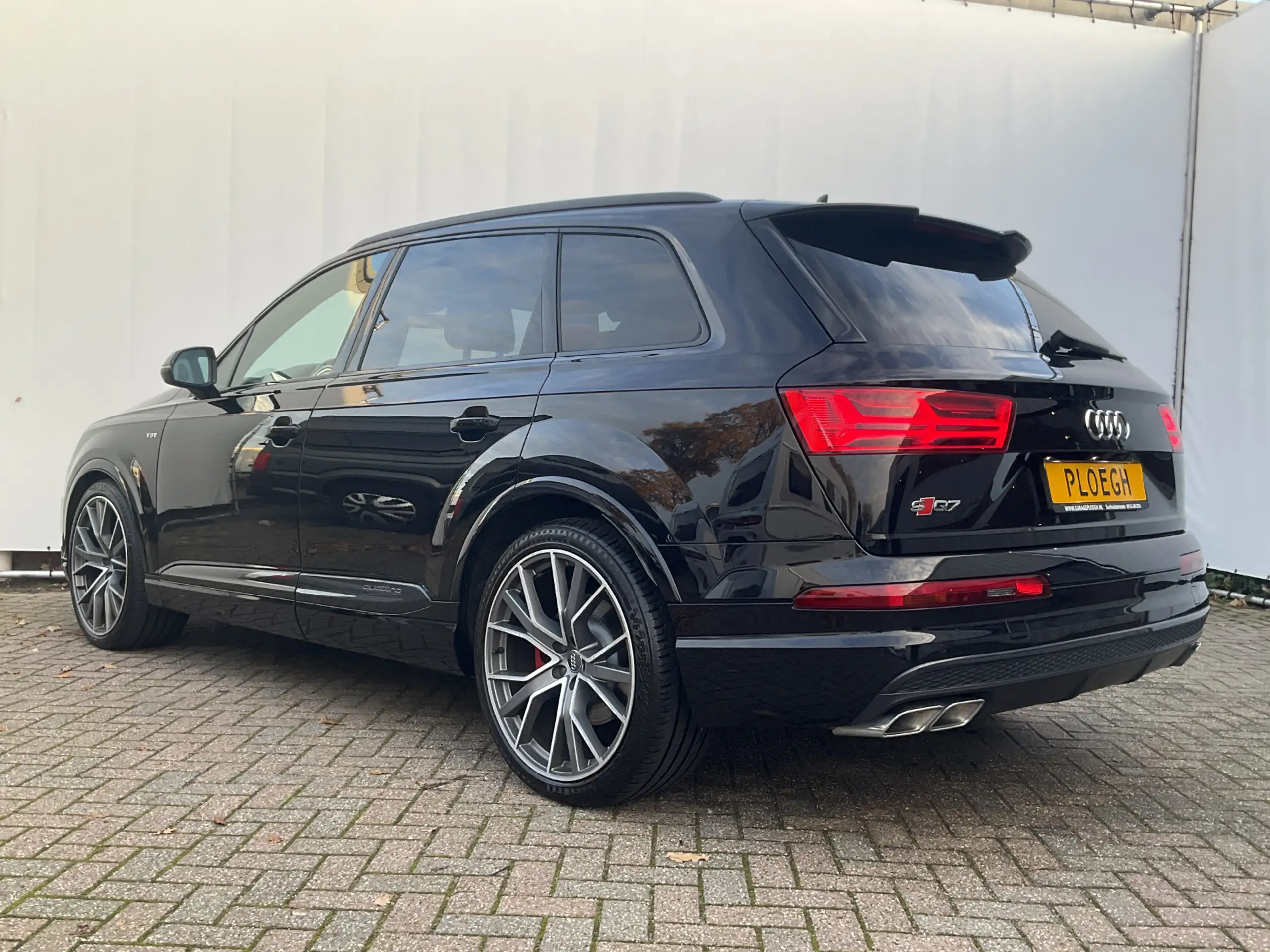 Audi - SQ7