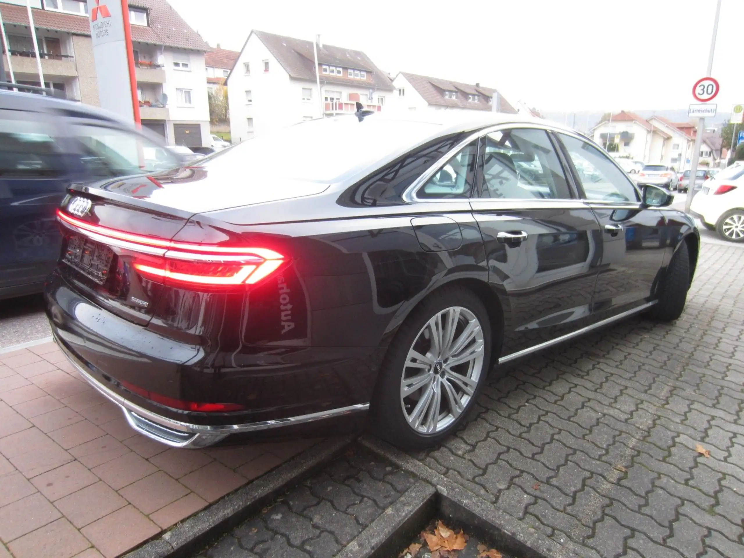 Audi - A8