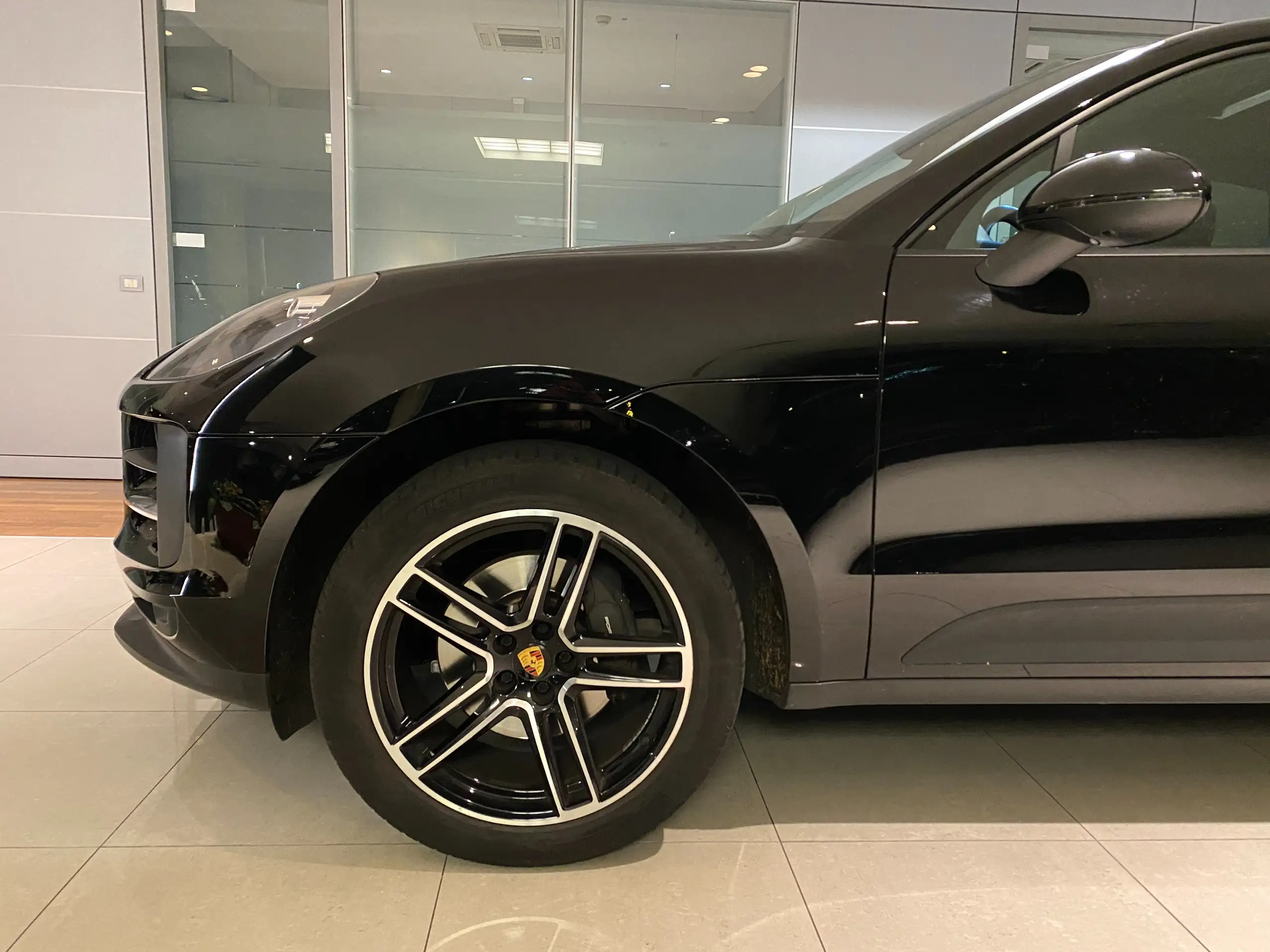 Porsche - Macan