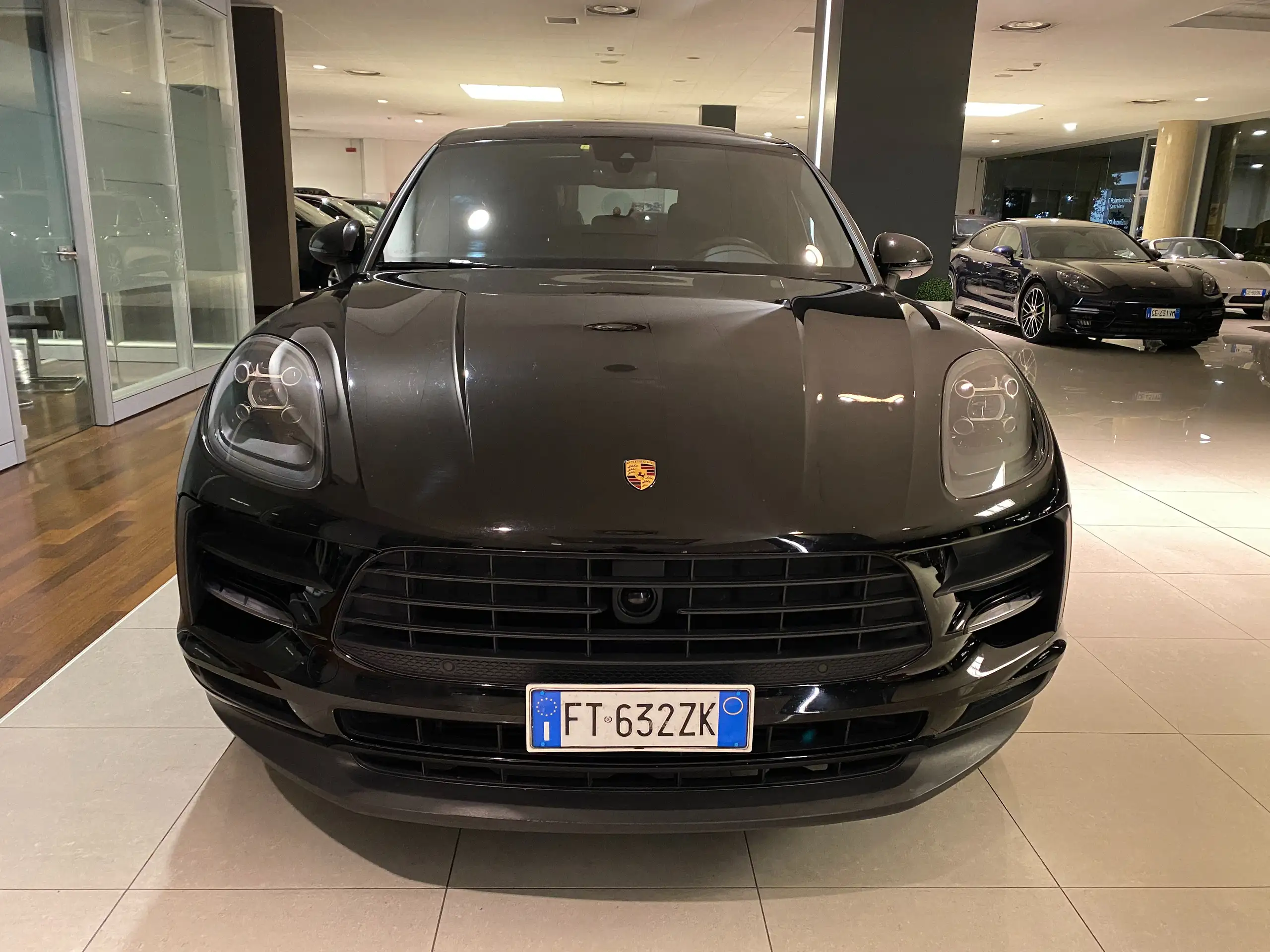 Porsche - Macan