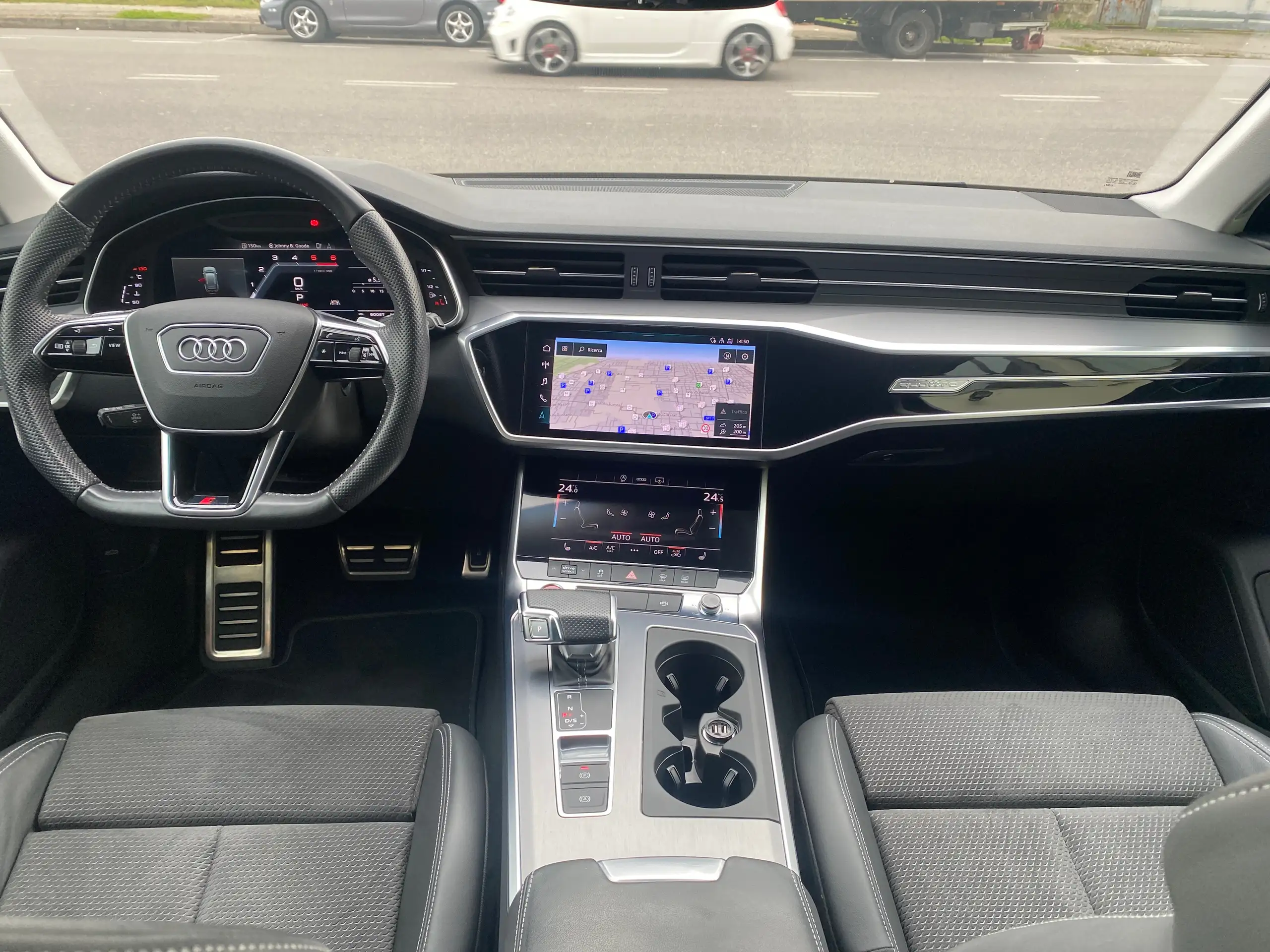 Audi - S6