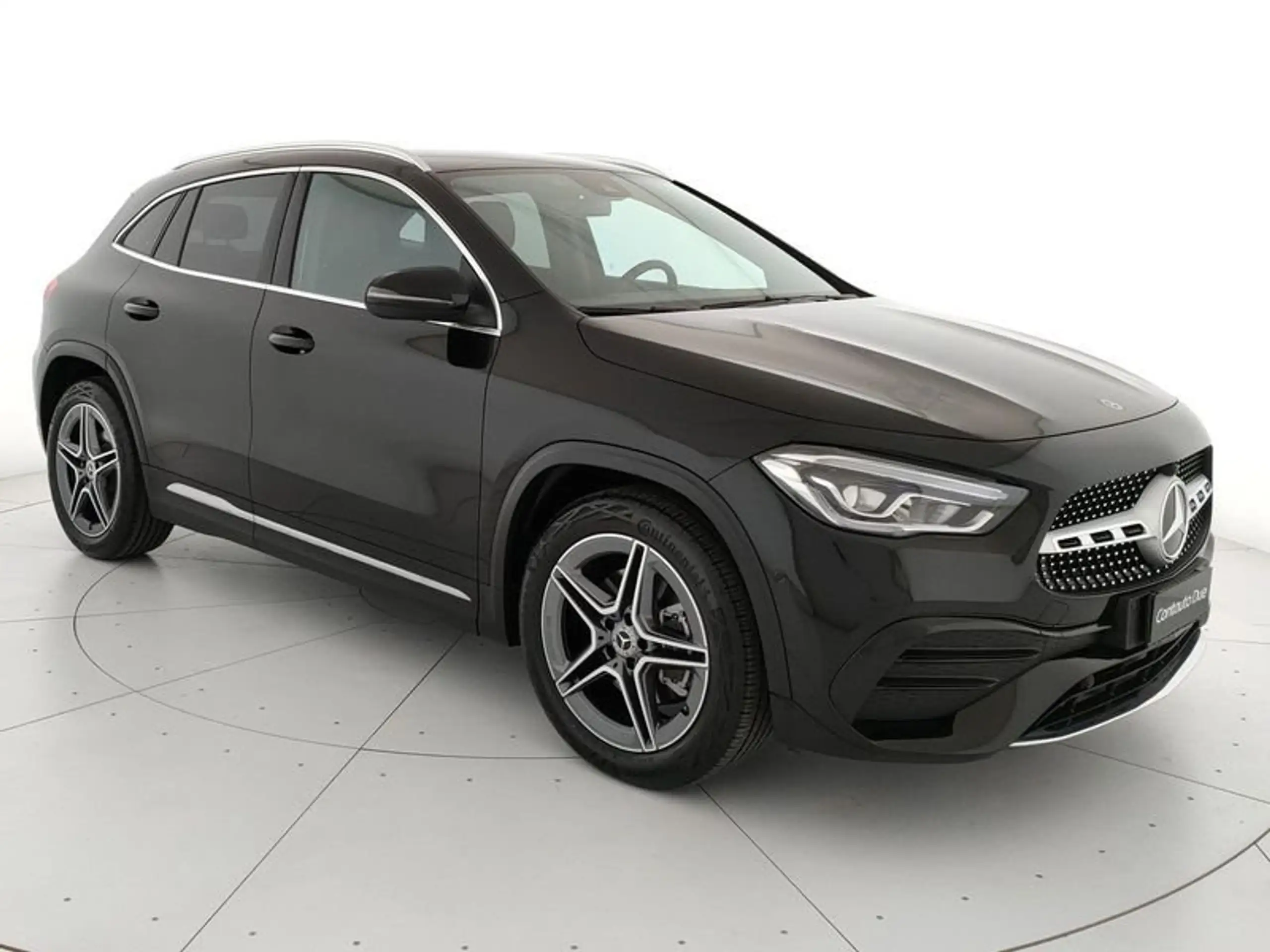 Mercedes-Benz GLA 180 2023