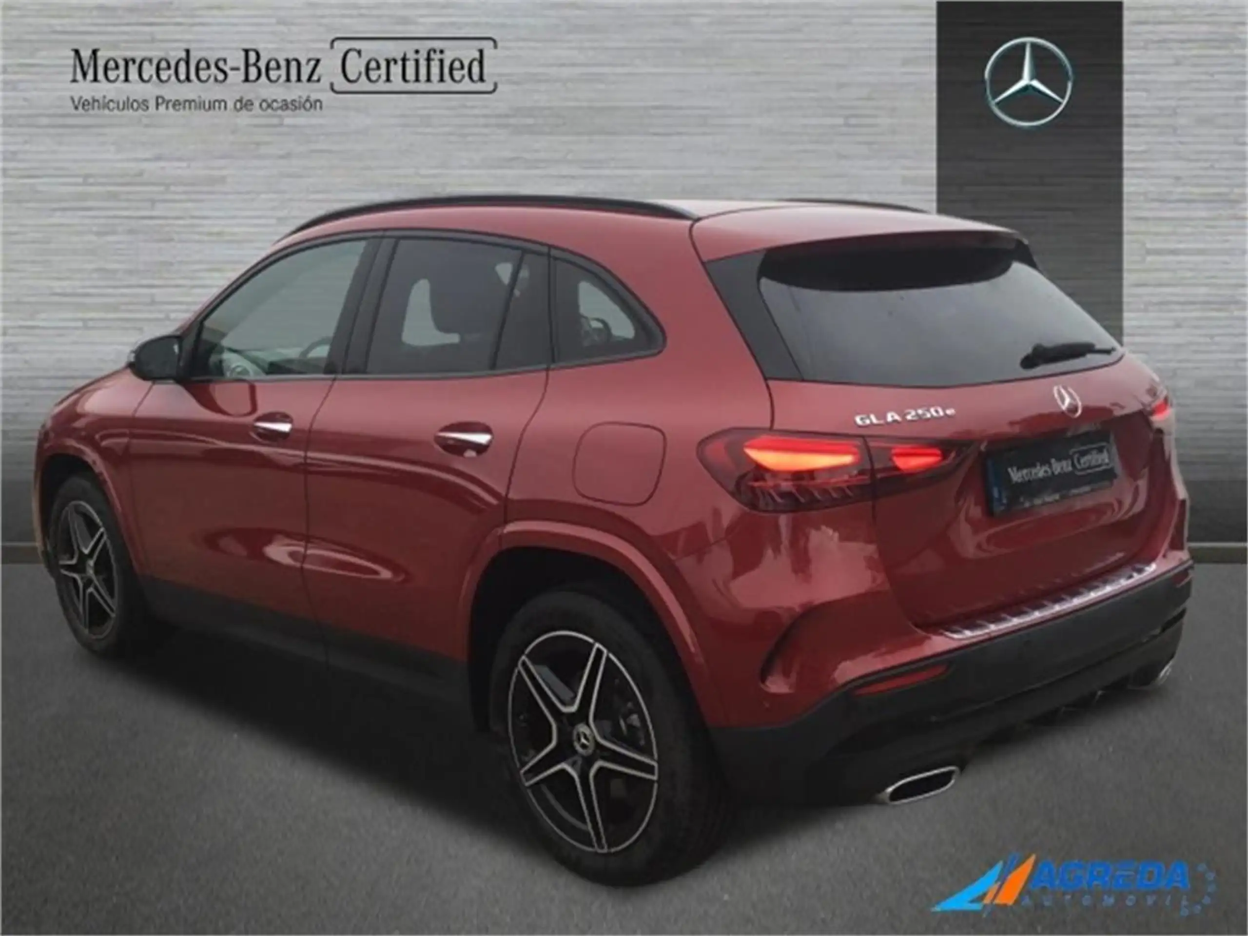 Mercedes-Benz - GLA 250