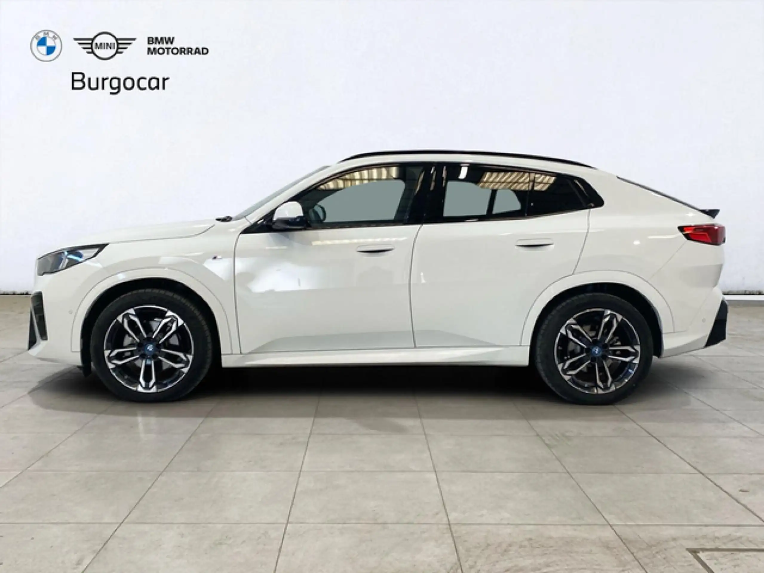 BMW - X2