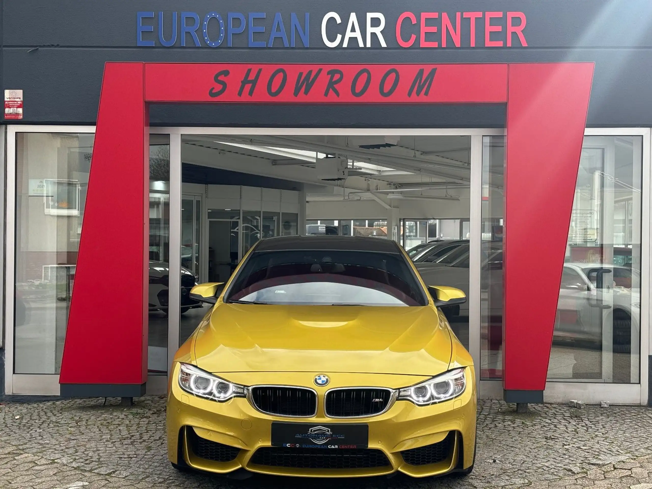 BMW - M4