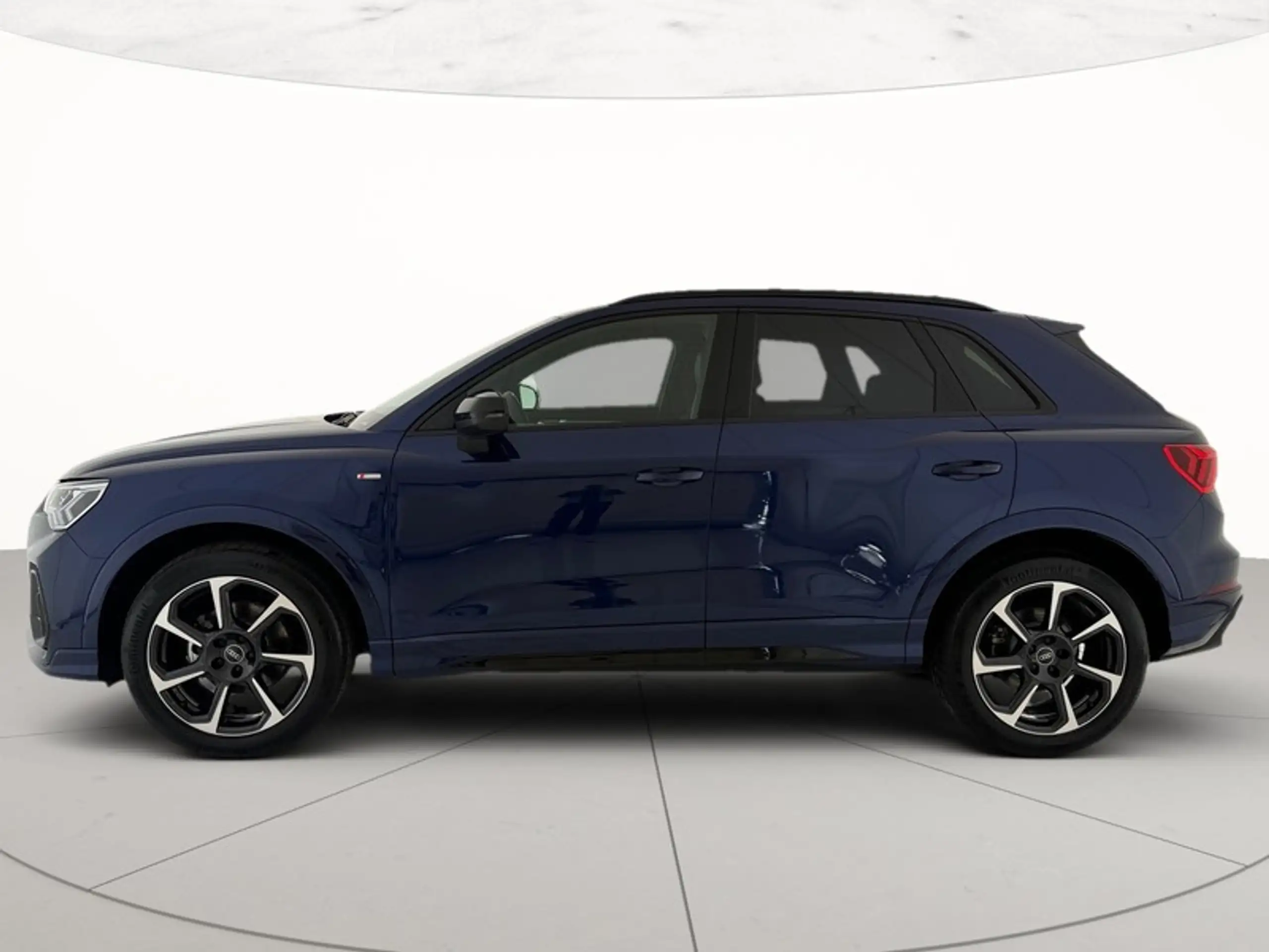 Audi - Q3