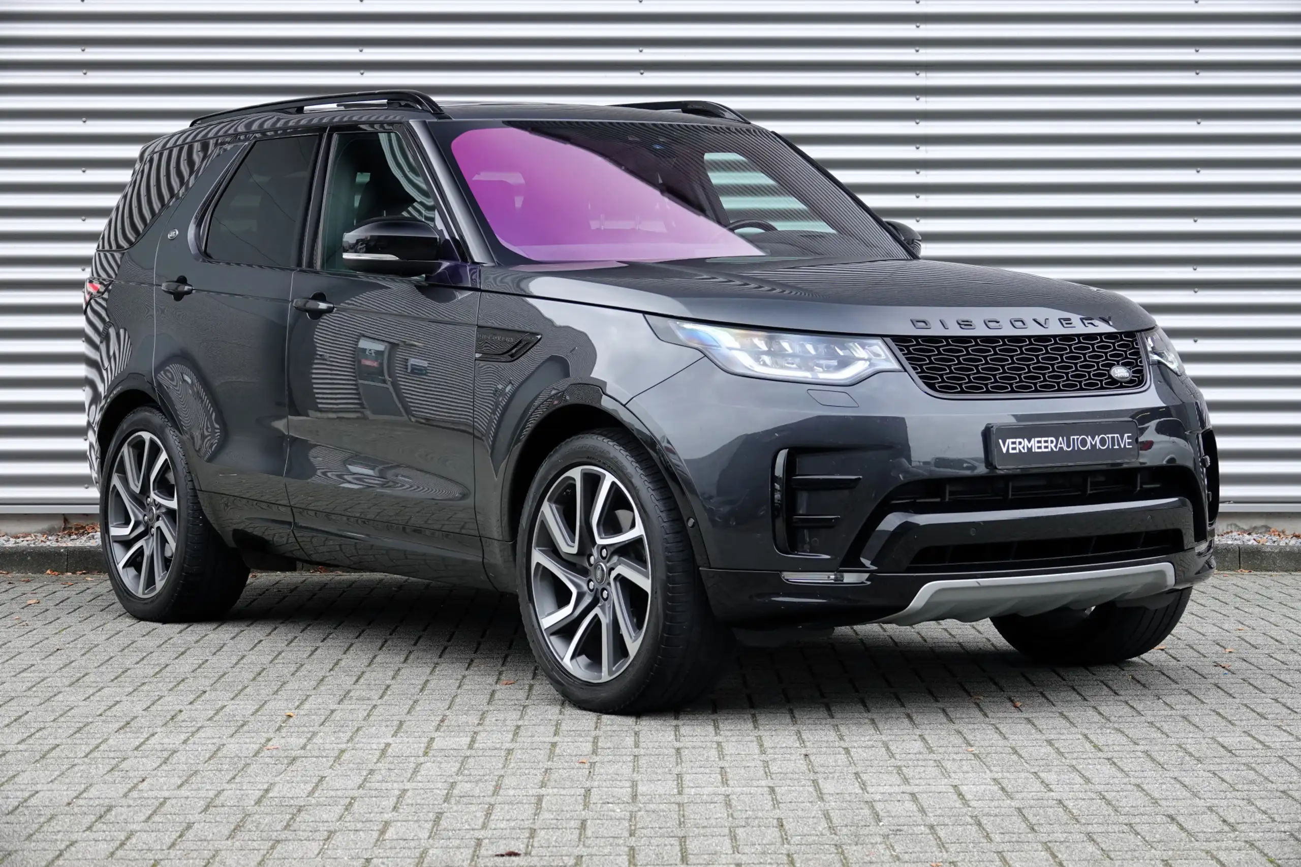 Land Rover - Discovery