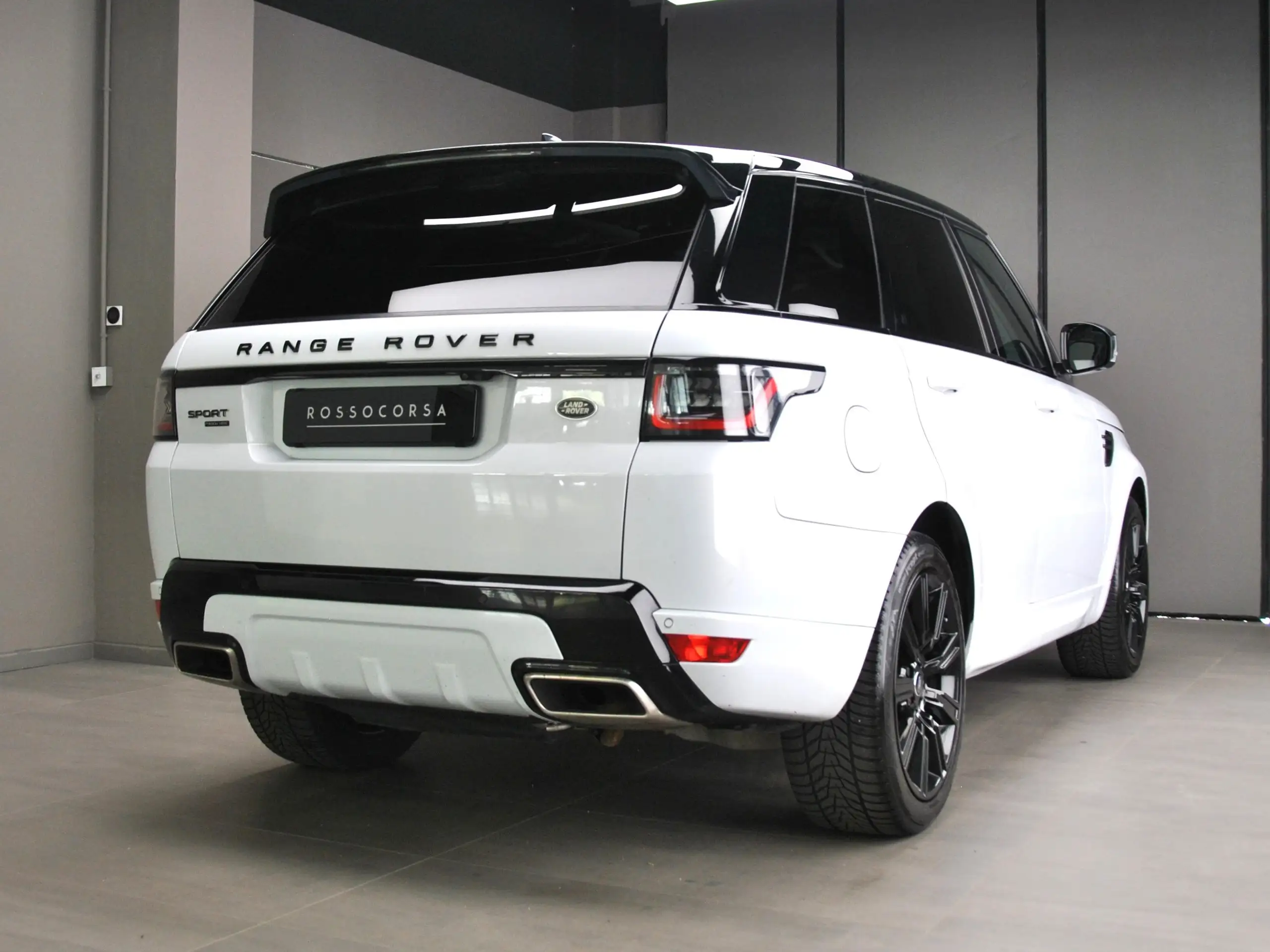 Land Rover - Range Rover Sport