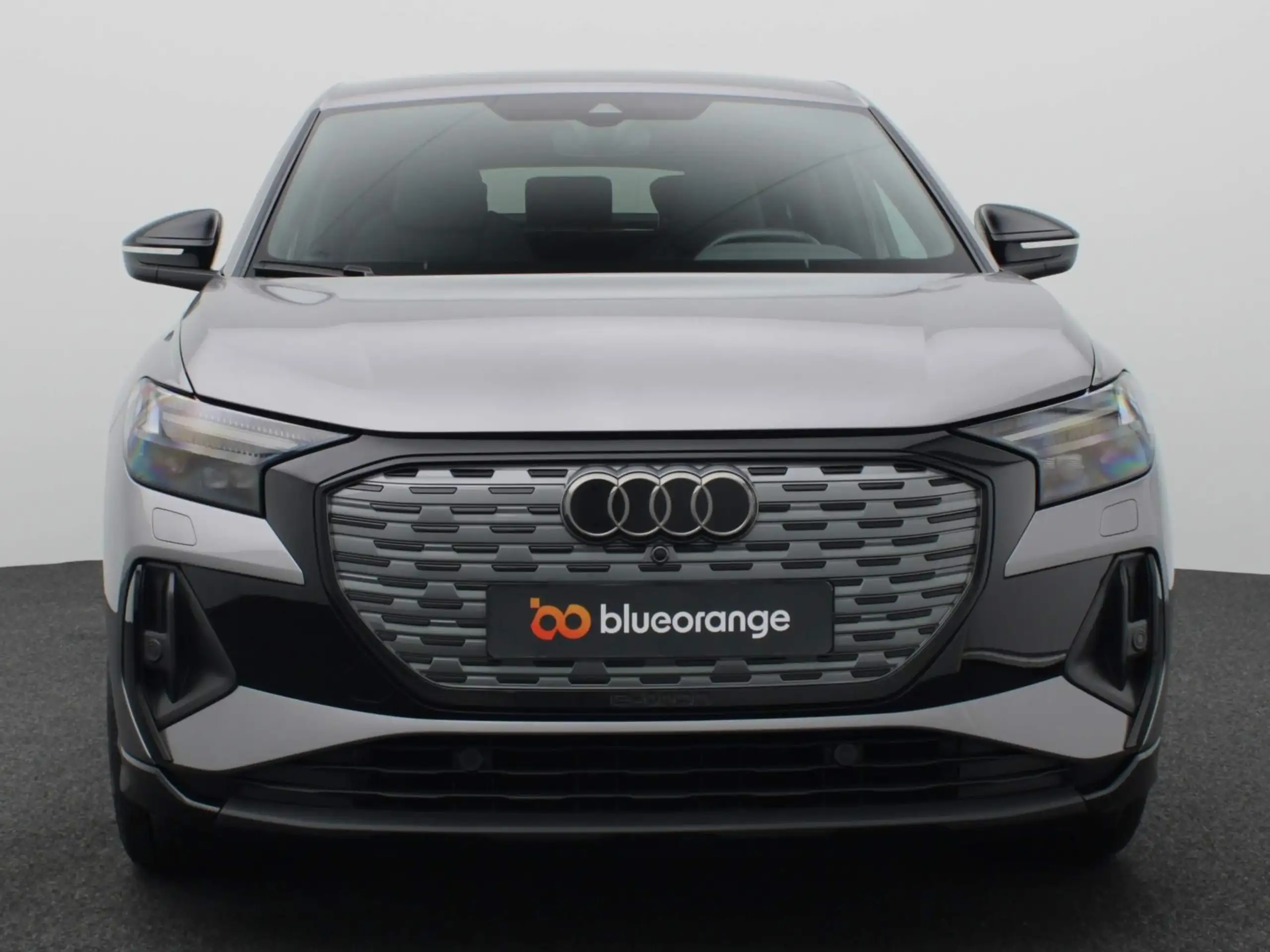 Audi - Q4 e-tron