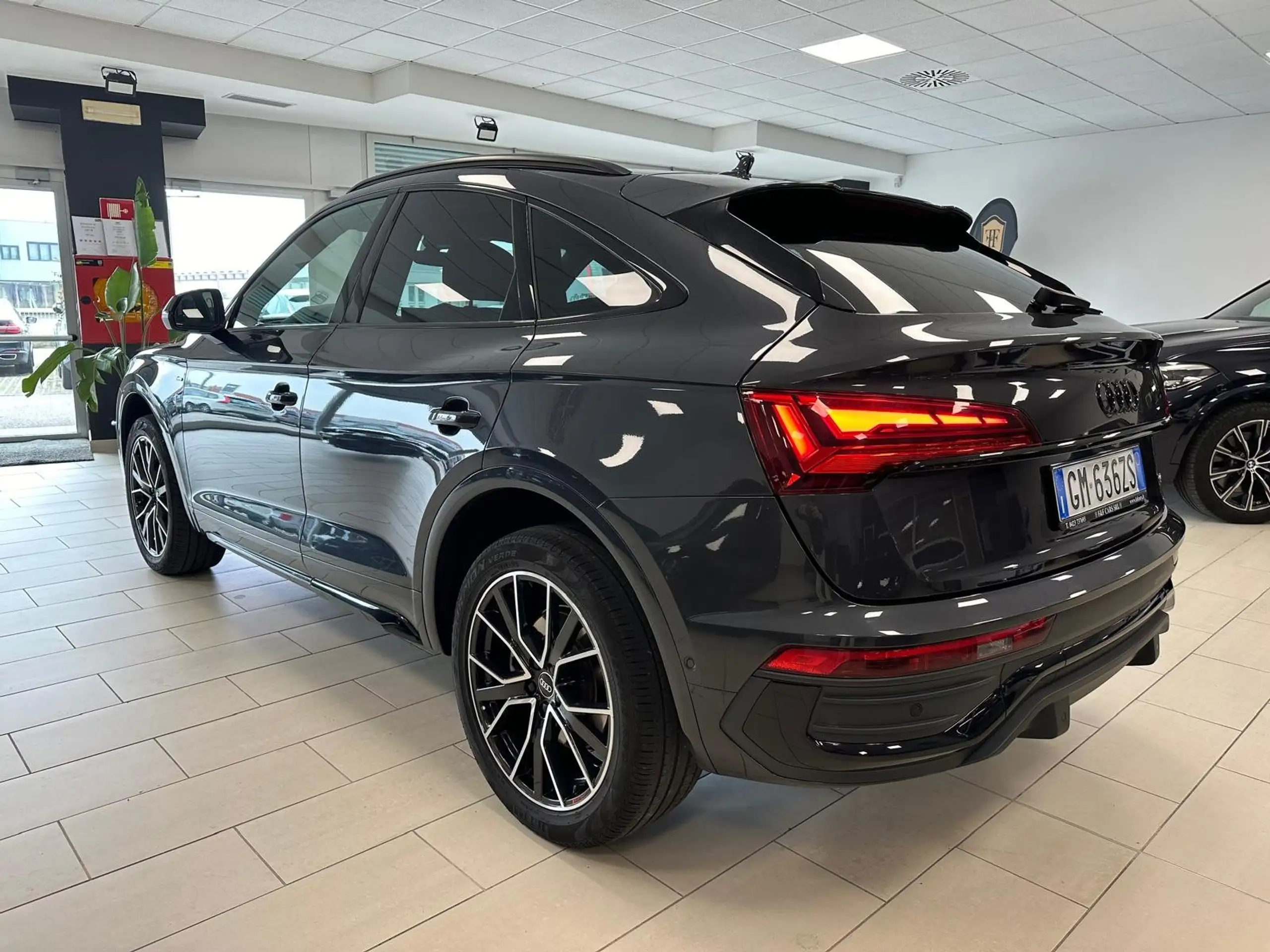 Audi - Q5