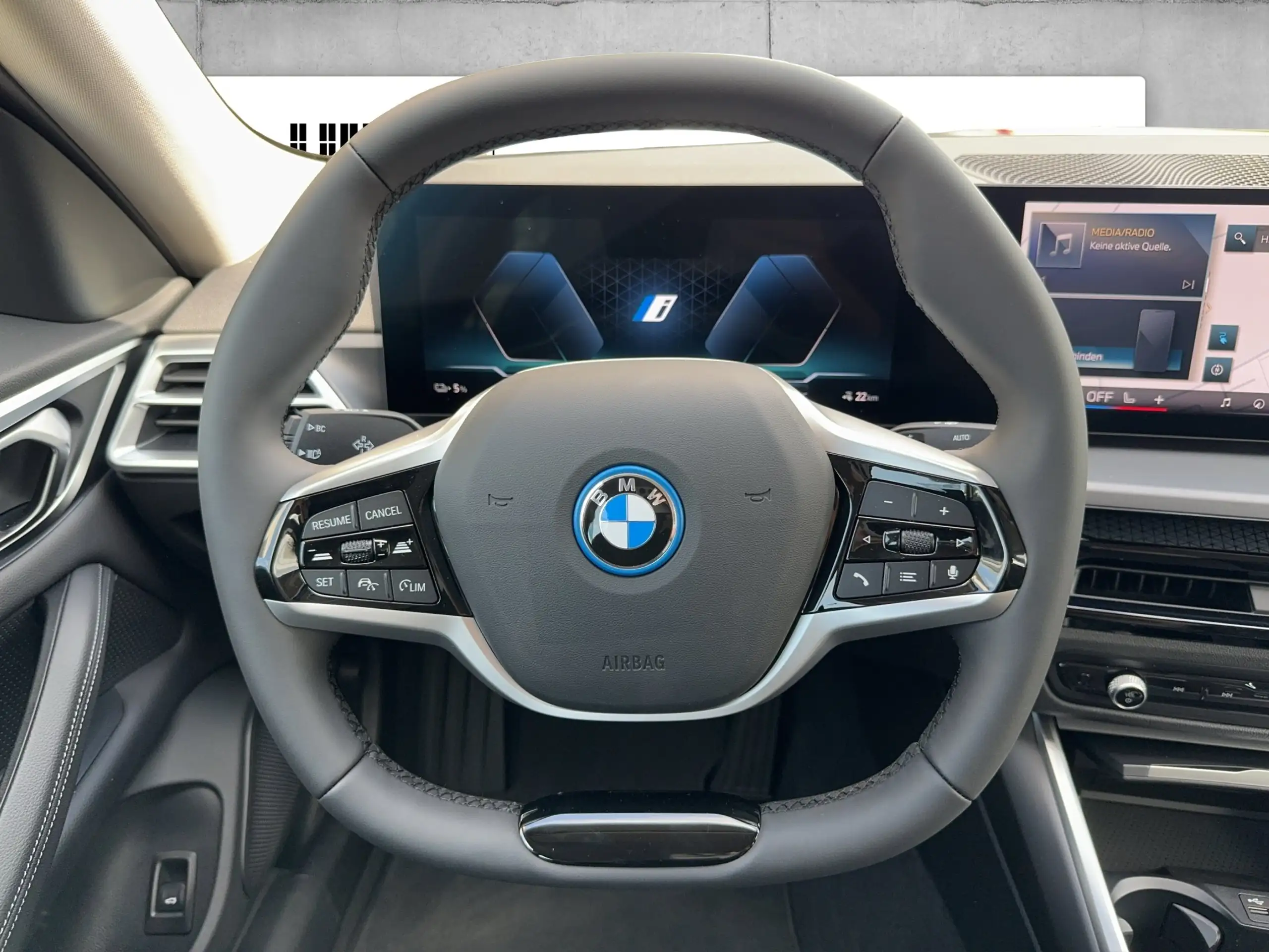 BMW - i4