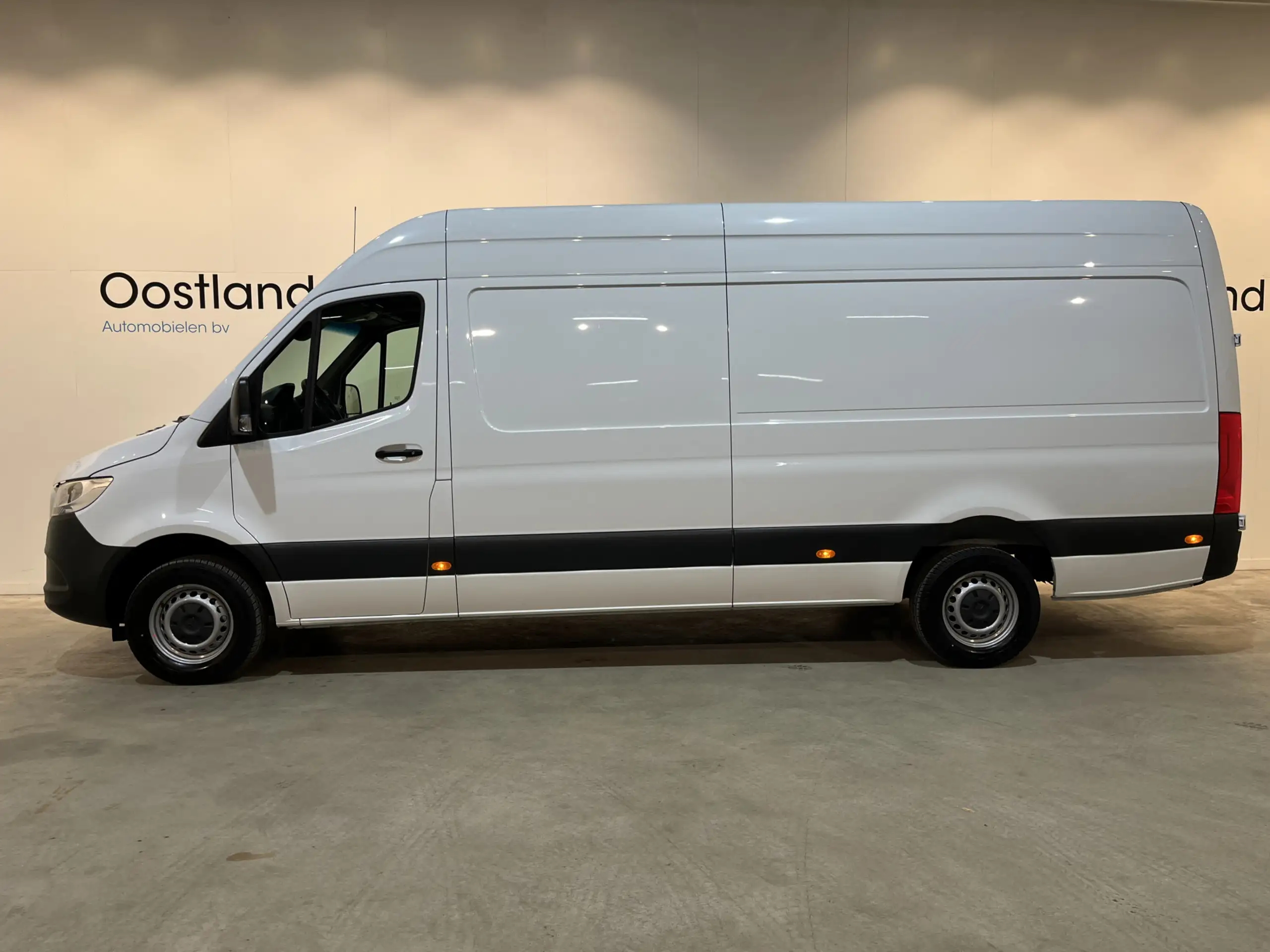 Mercedes-Benz - Sprinter