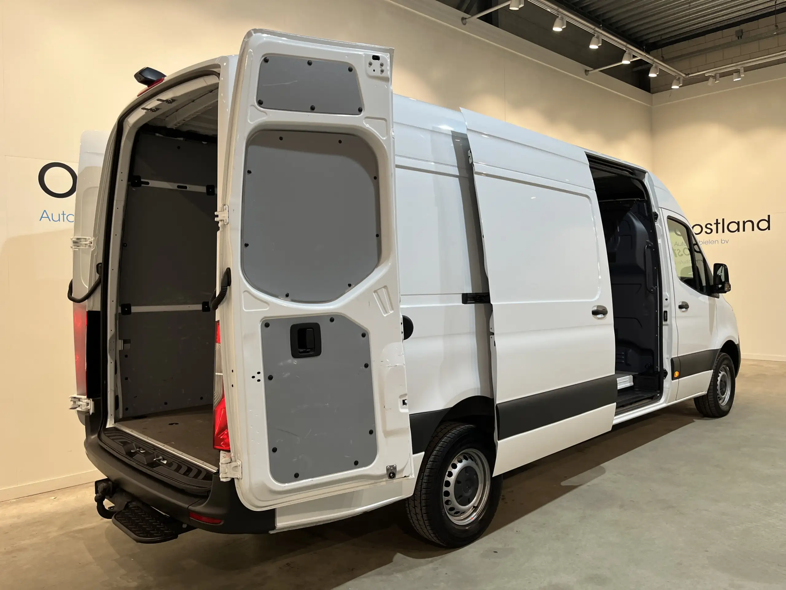 Mercedes-Benz - Sprinter