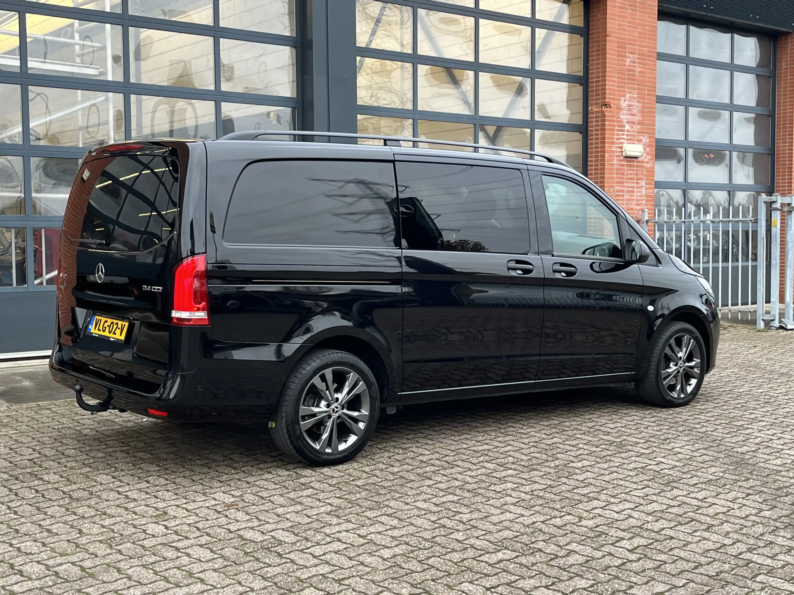 Mercedes-Benz - Vito