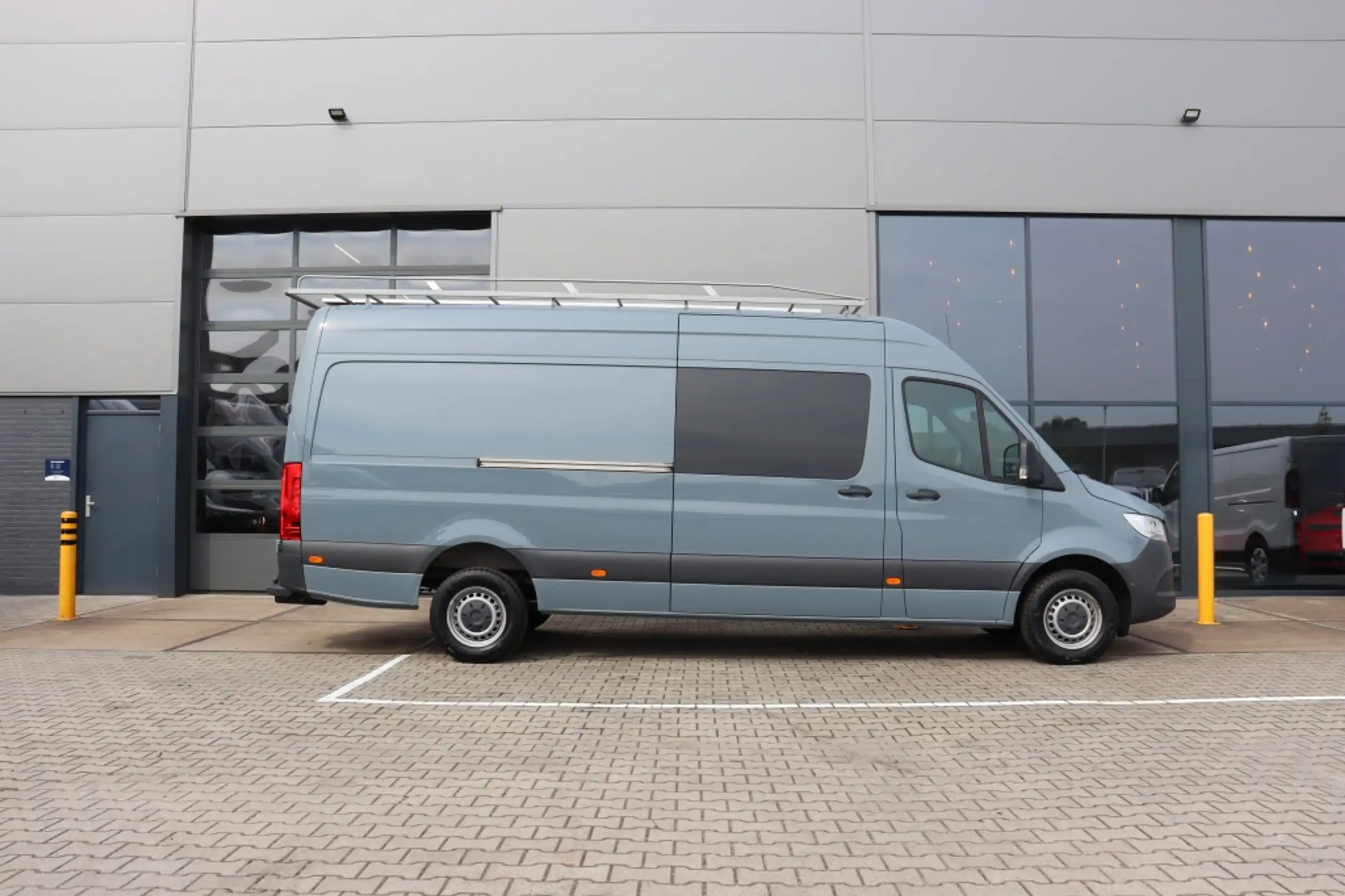 Mercedes-Benz - Sprinter