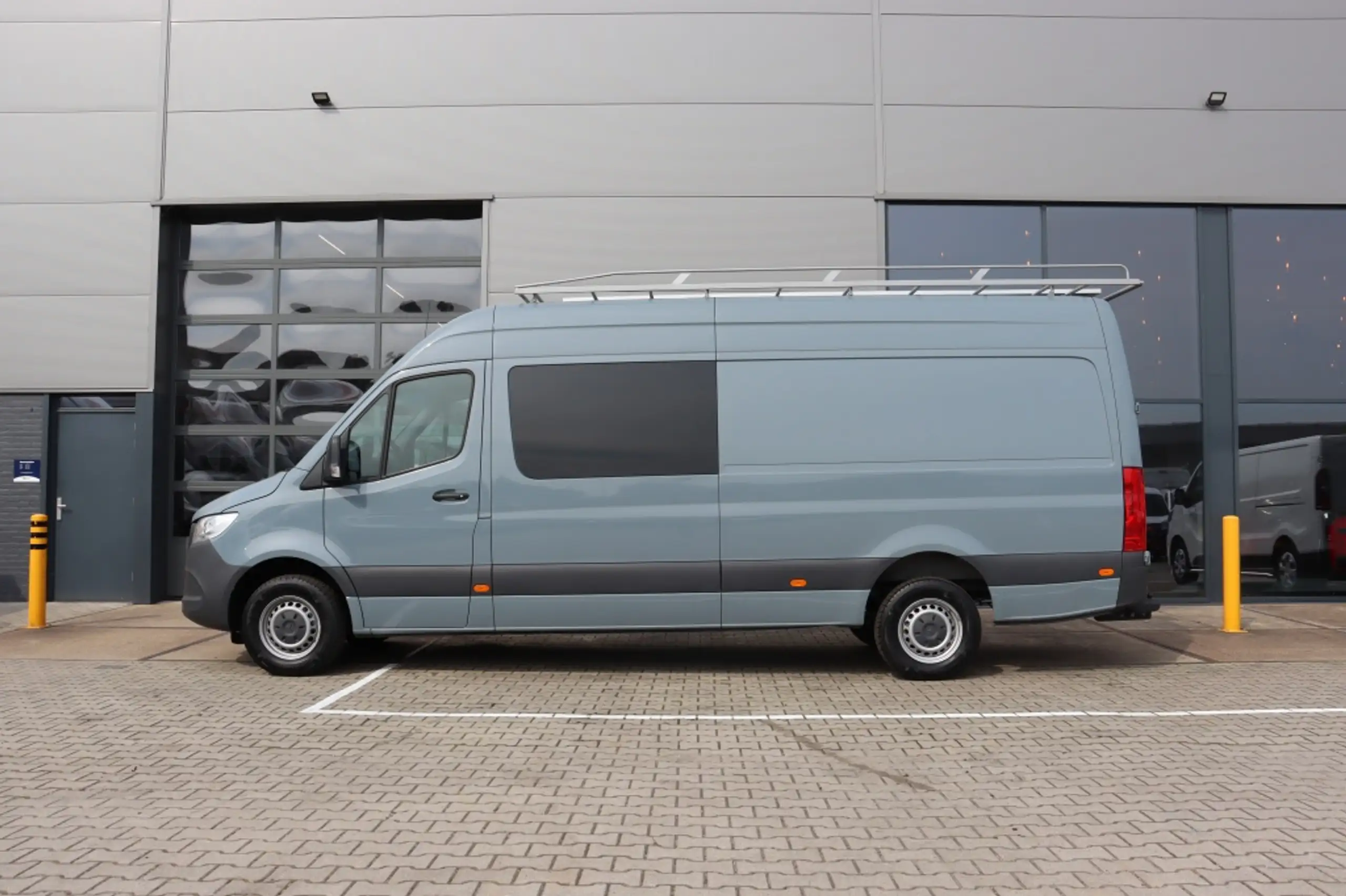 Mercedes-Benz - Sprinter