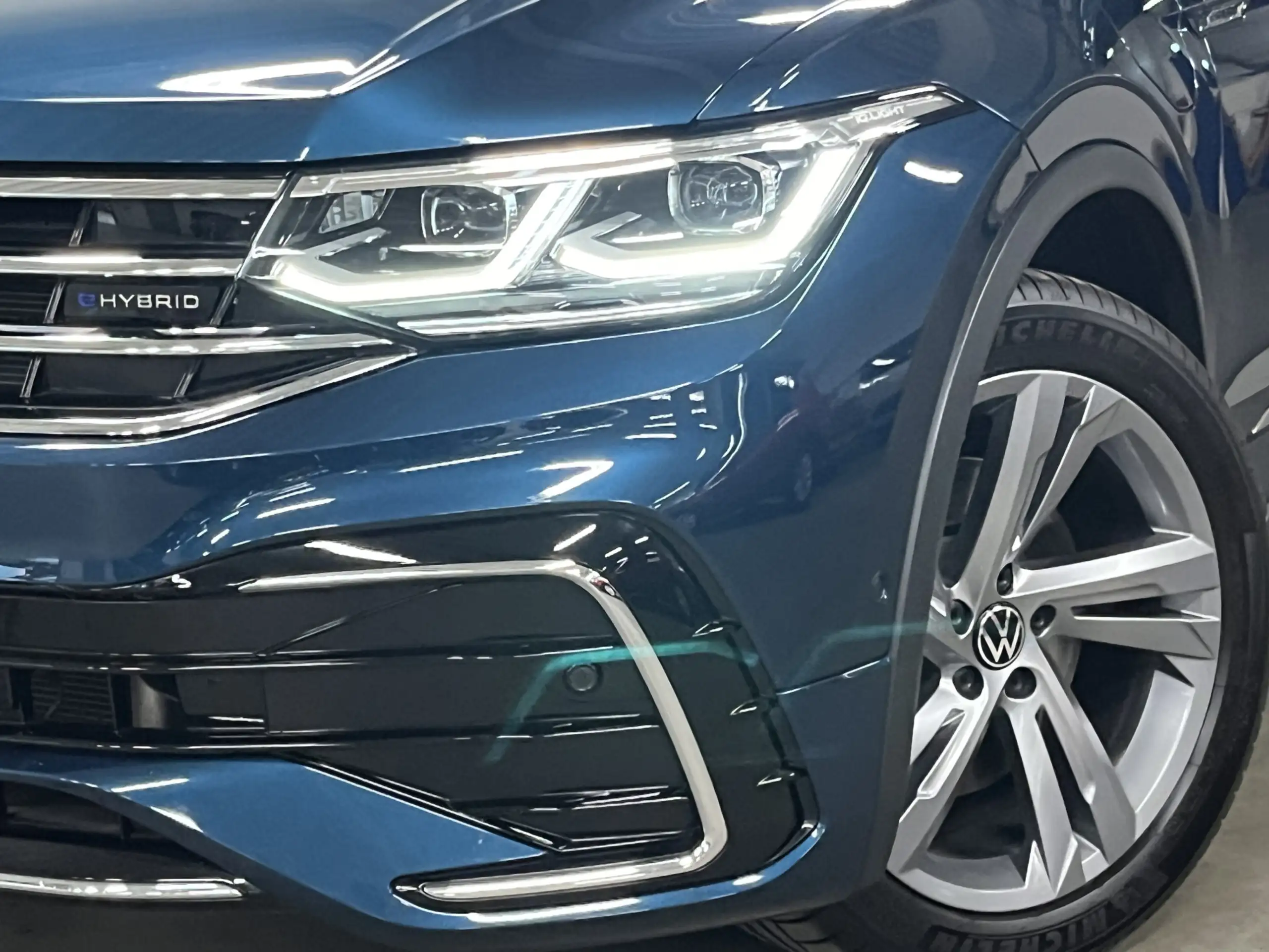 Volkswagen - Tiguan